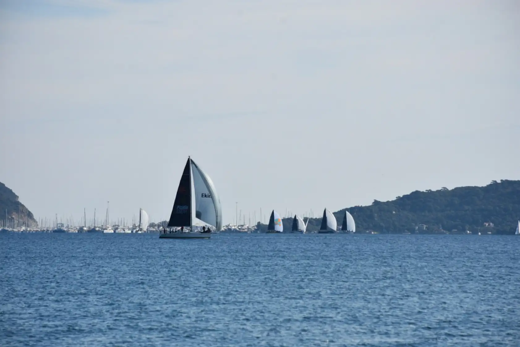 Marmaris MIYC Kış Trofesi Yat Yarışları'nın 1. ayağı başladı