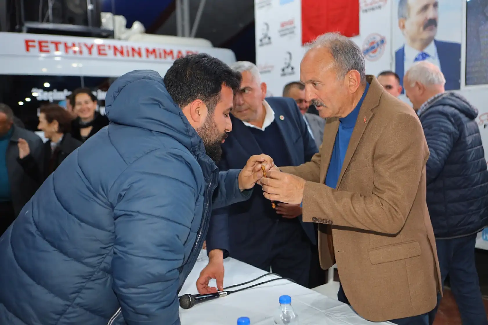 Saatcı 'Vatandaşa ve Personele Baskı Ters Teper'