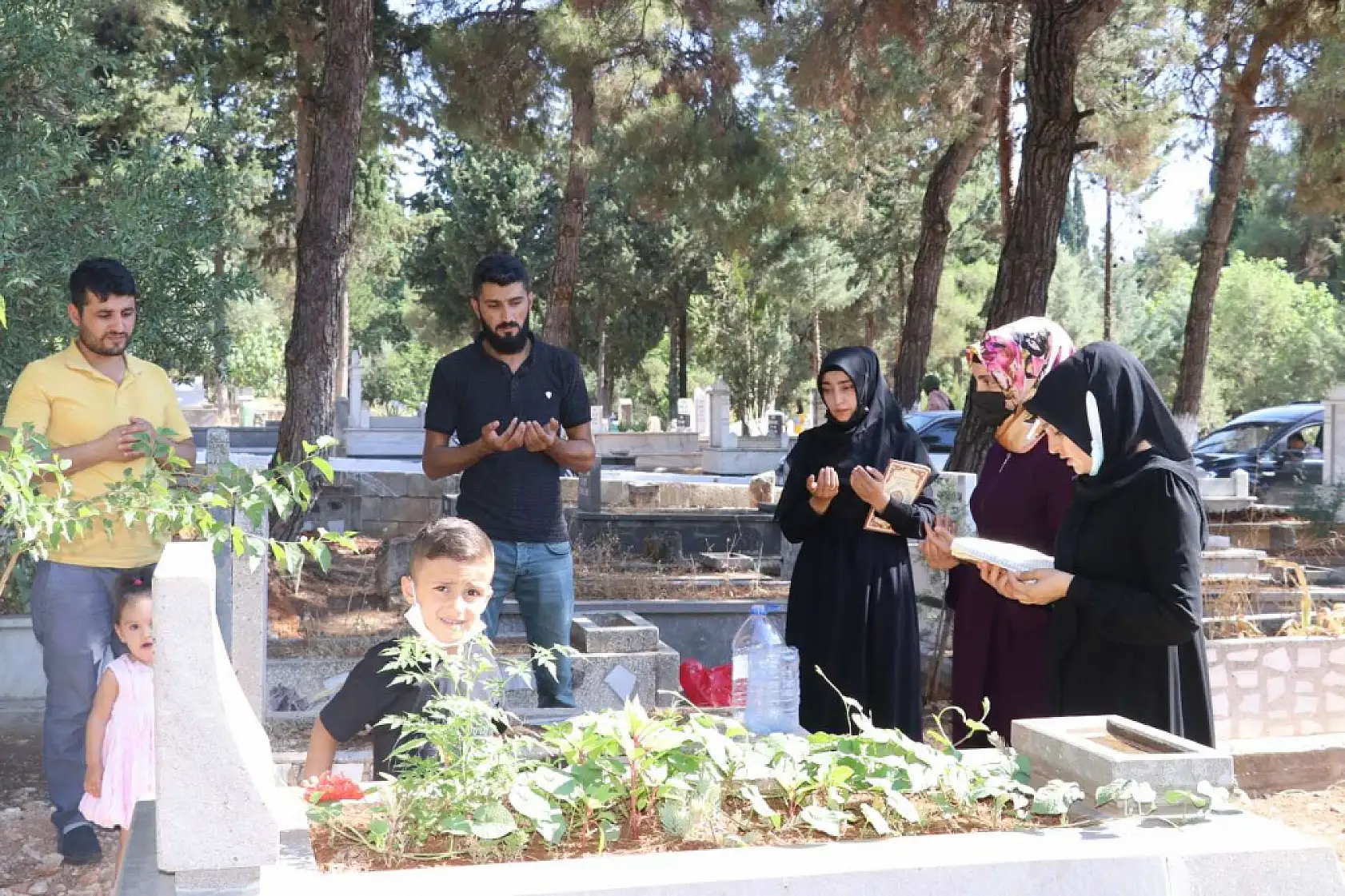 Fethiye'de mezar fiyatları dudak uçuklattı