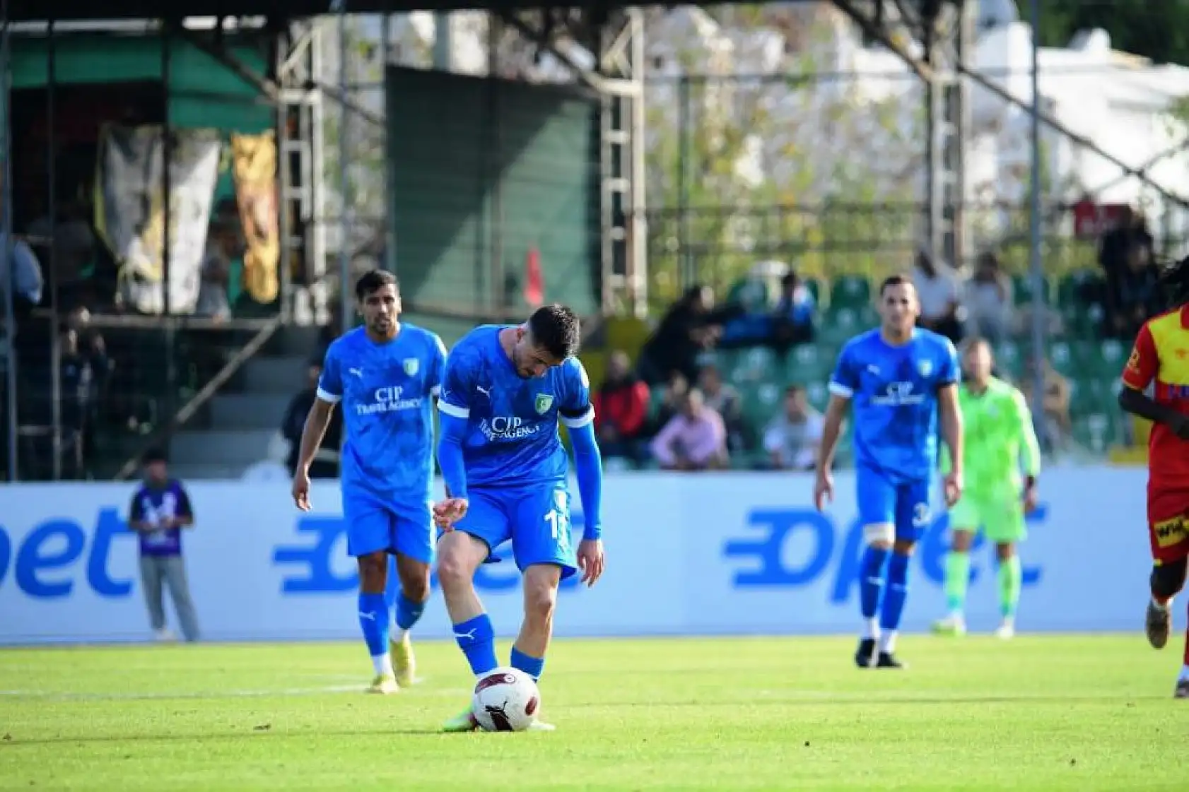 Bodrum FK, Göztepe'yi 3-0 mağlup etti