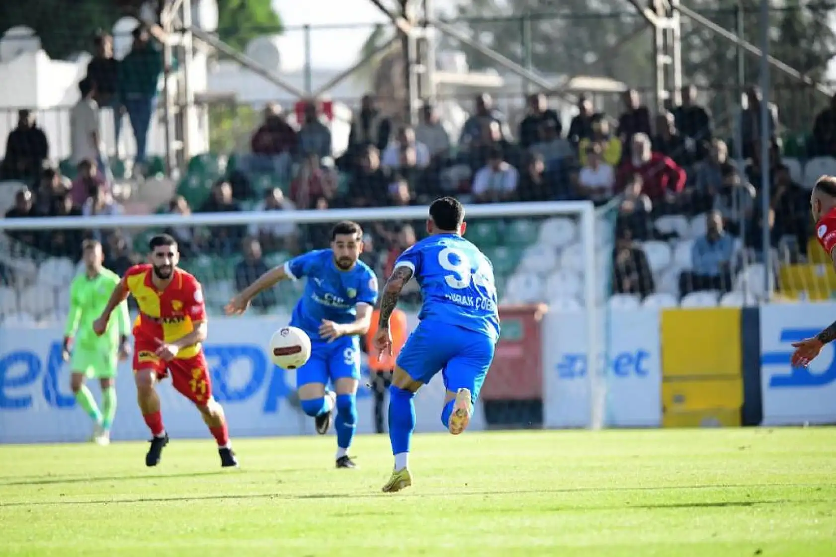 Bodrum FK, Göztepe'yi 3-0 mağlup etti