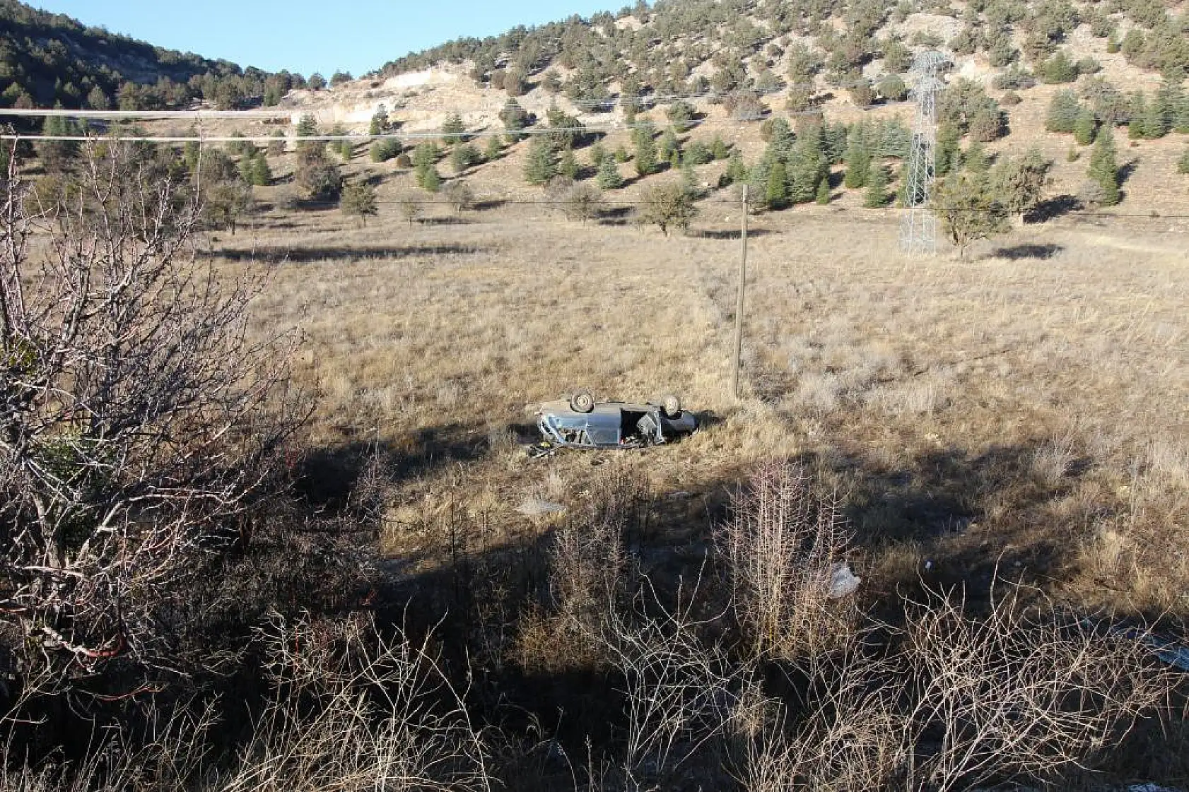 Burdur- Fethiye karayolunda 3 araç çarpıştı, 1 ölü, 5 ağır yaralı
