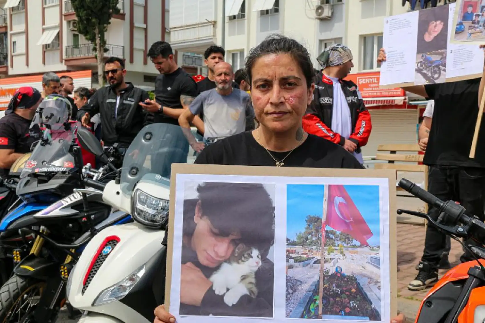 19 yaşındaki genci hayattan koparan kazayla ilgili vahim iddia: 'Yarış yapıyorlardı'