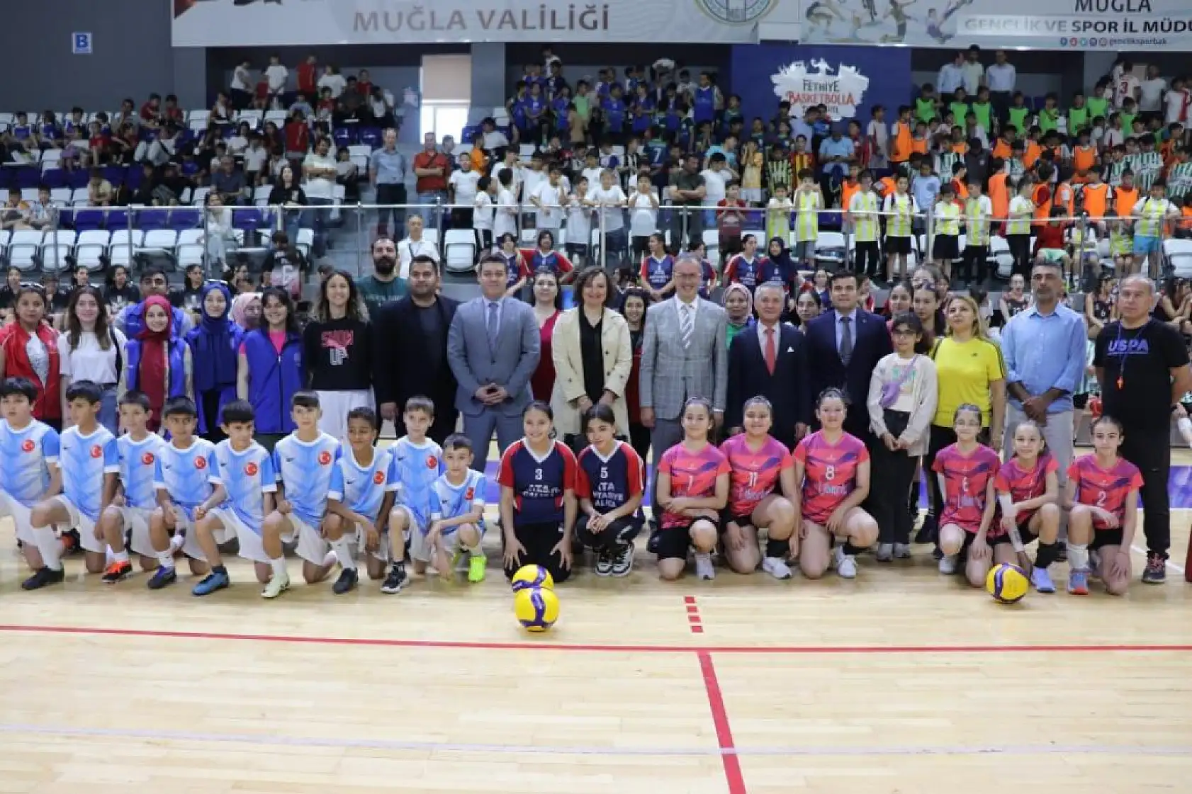 Fethiye'de spor temalı çocuk şenliği