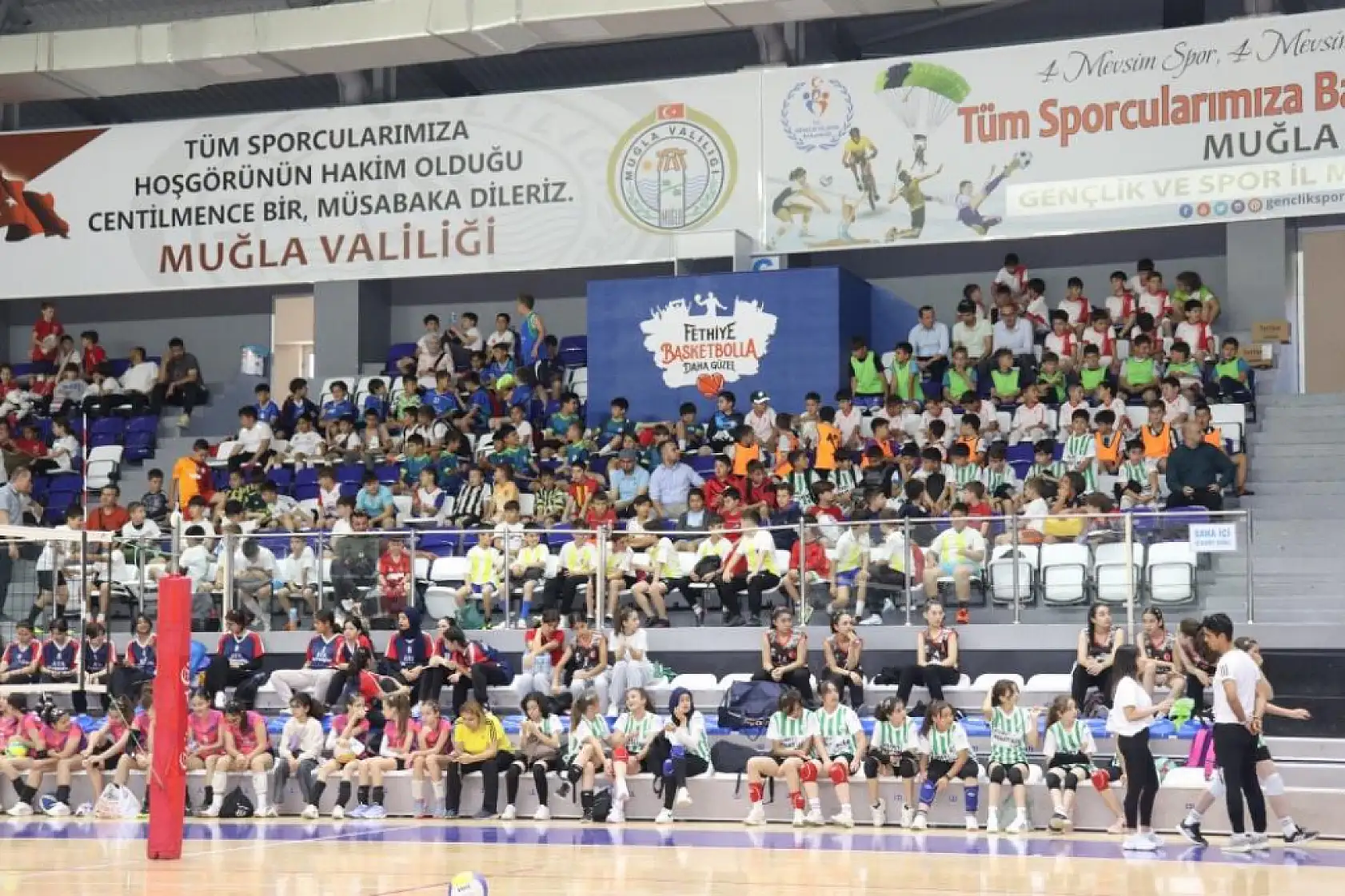 Fethiye'de spor temalı çocuk şenliği