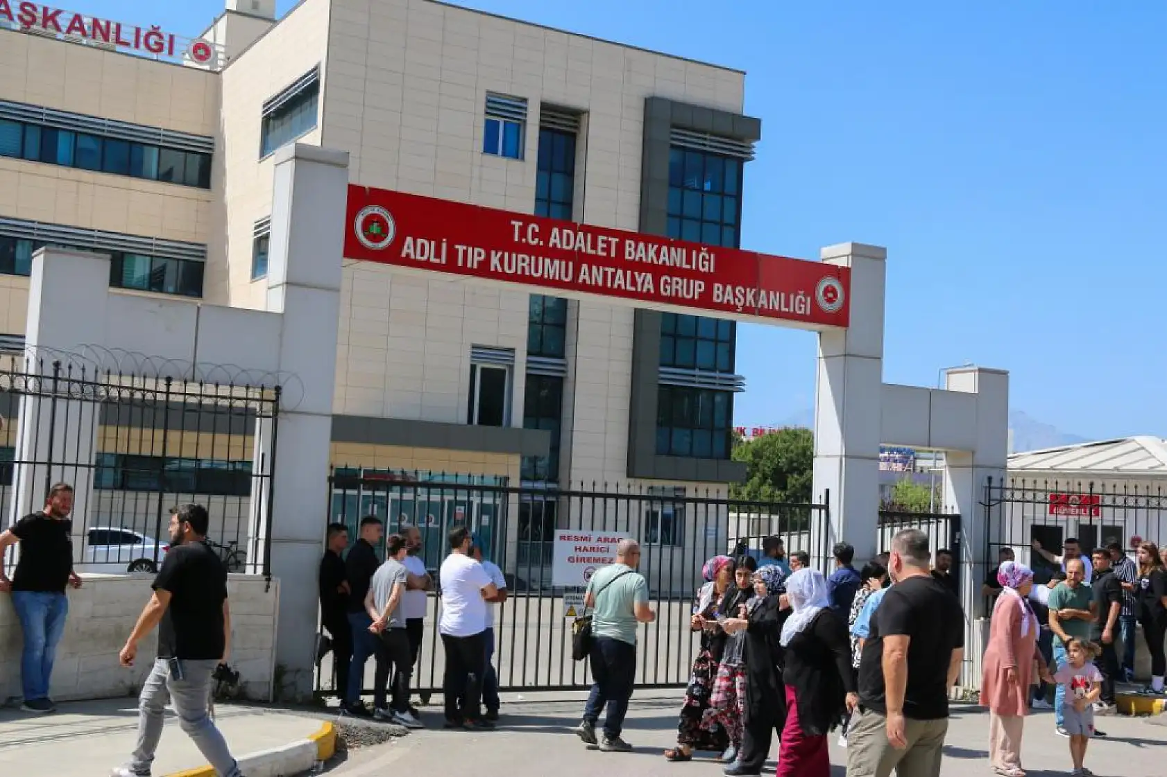 Paten, 14 yaşındaki Berat'ı hayattan kopardı, anne gözyaşlarını tutamadı