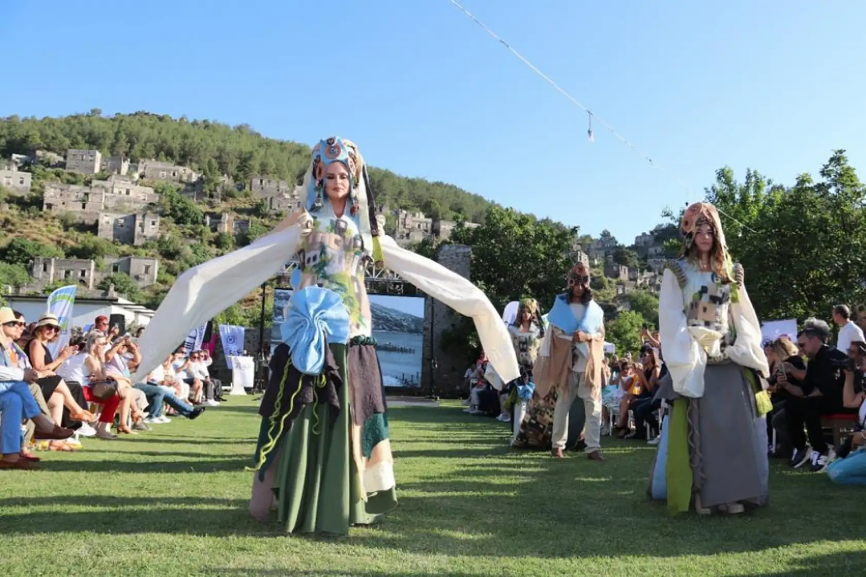 Fethiye'de geçmişin izleri günümüz modasıyla buluştu