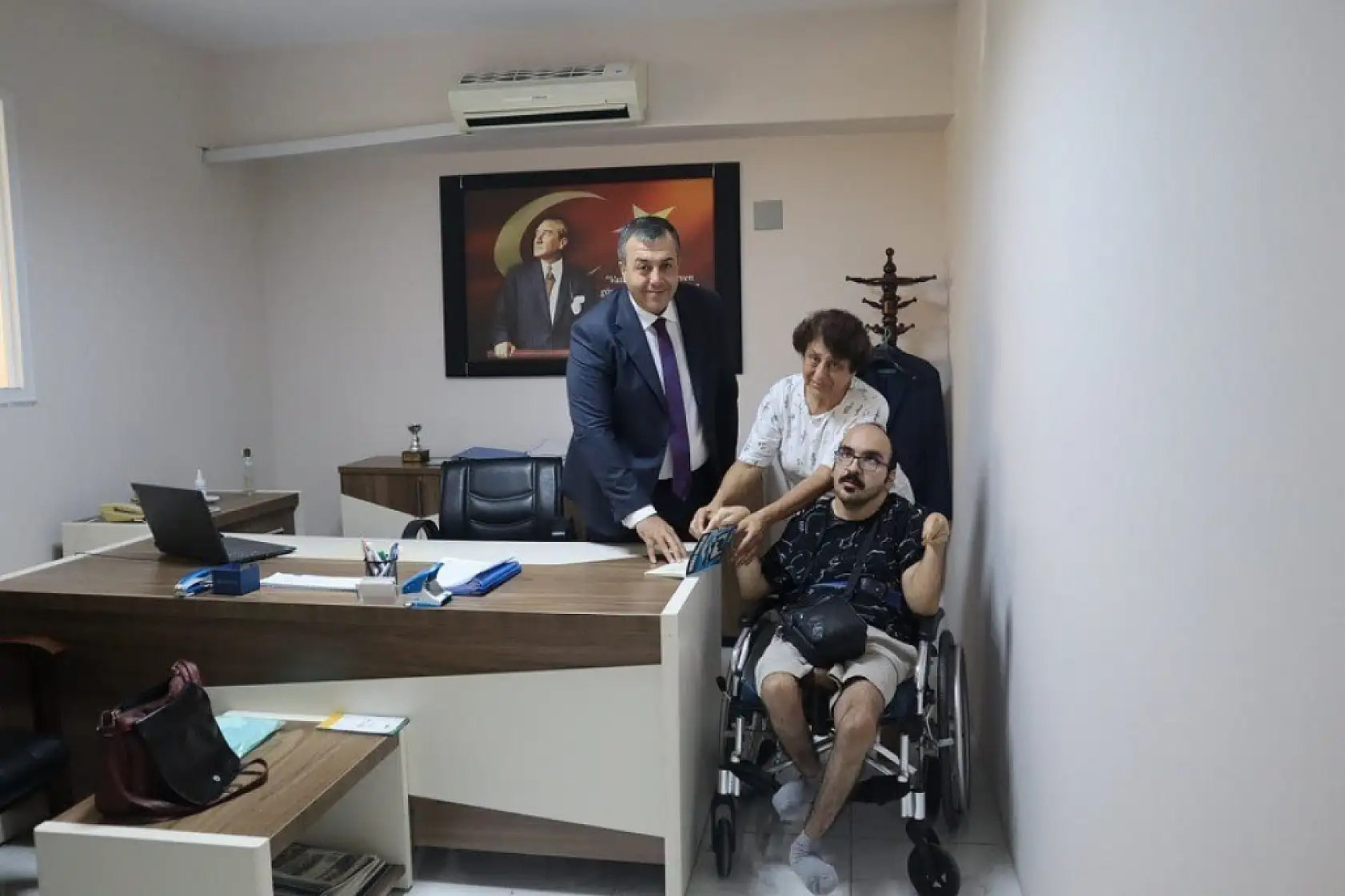 Engelli Yazar Öncel'den Dalaman Kaymakamı'na ziyaret