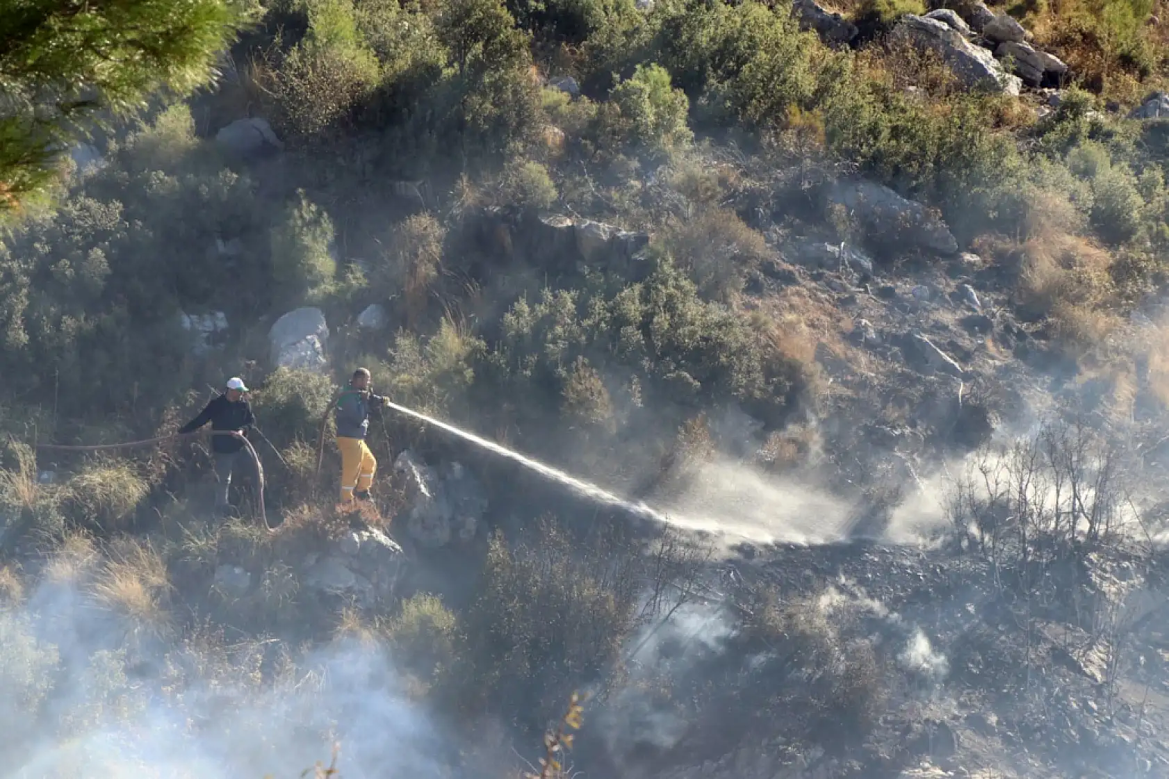 Menteşe yangını kısmen kontrol altında