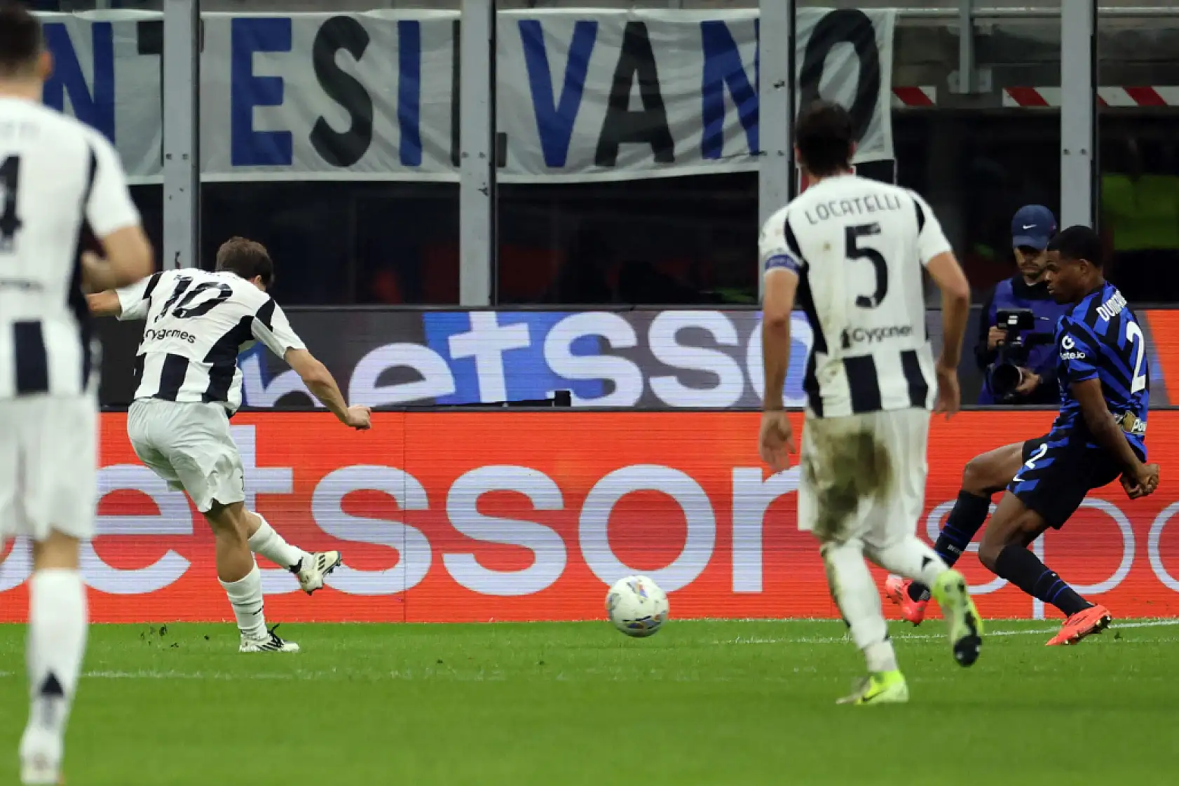 8 gollü Inter - Juventus maçına Kenan Yıldız damga vurdu