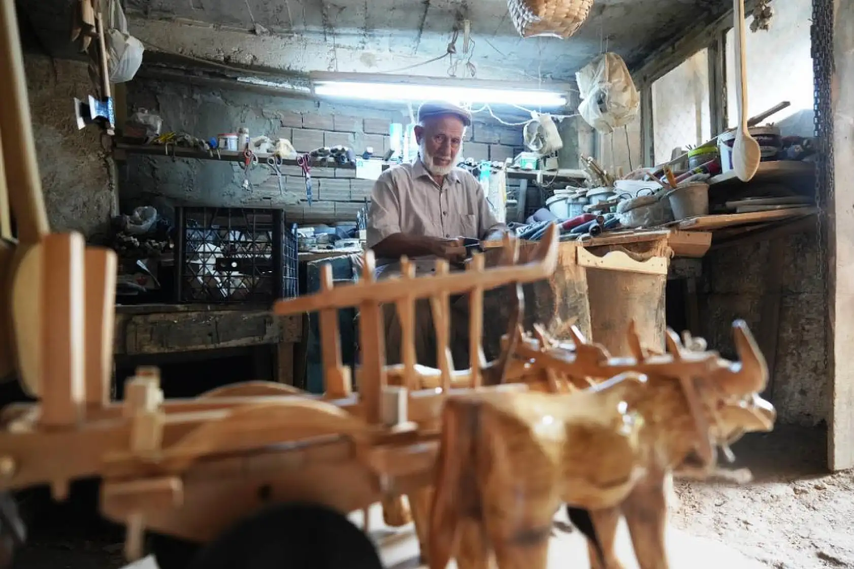 92 yaşındaki ahşap oyma ustası, mesleğin son temsilcisi