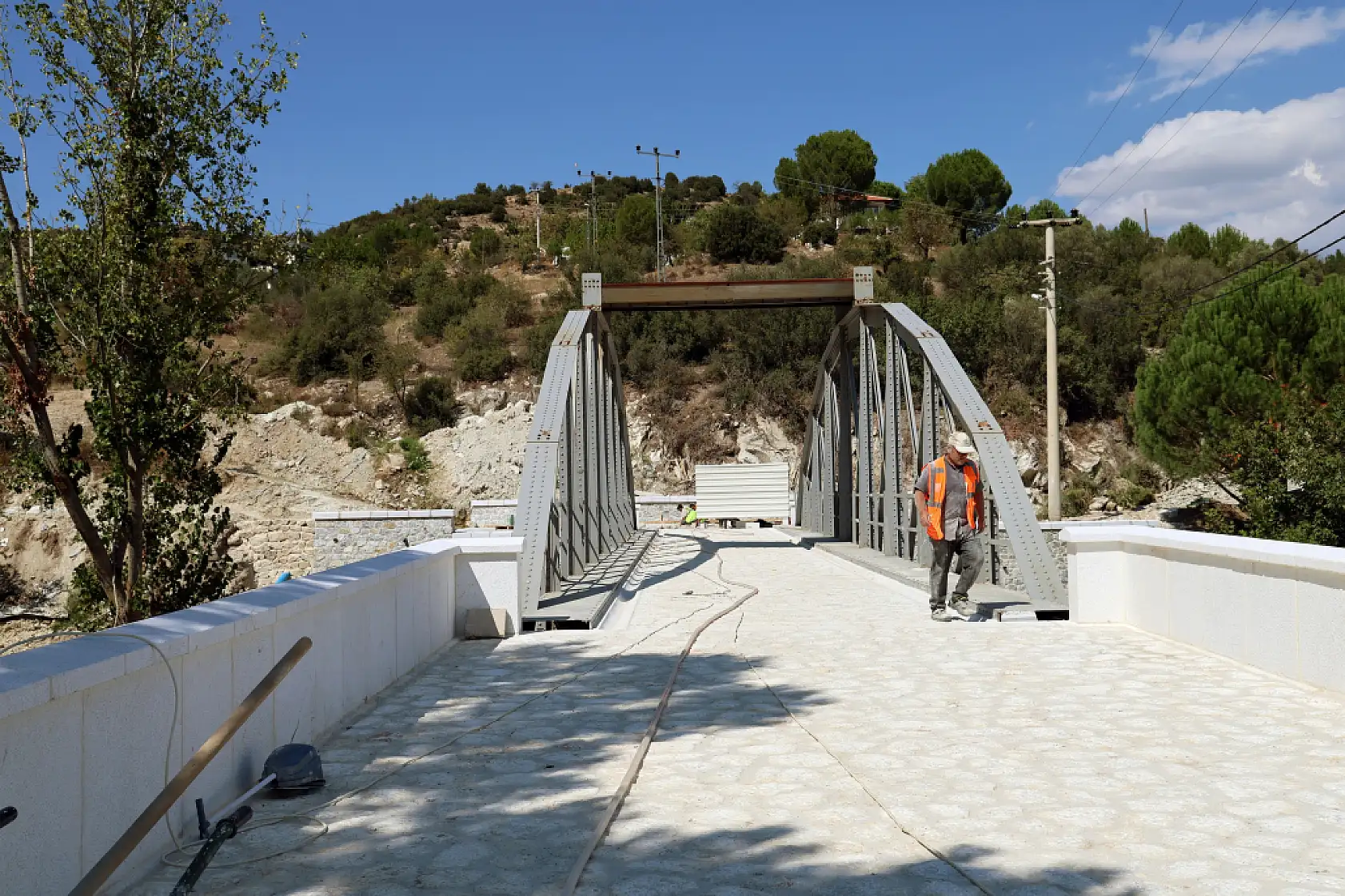 105 yıllık tarihi köprü aslına uygun yapılıyor