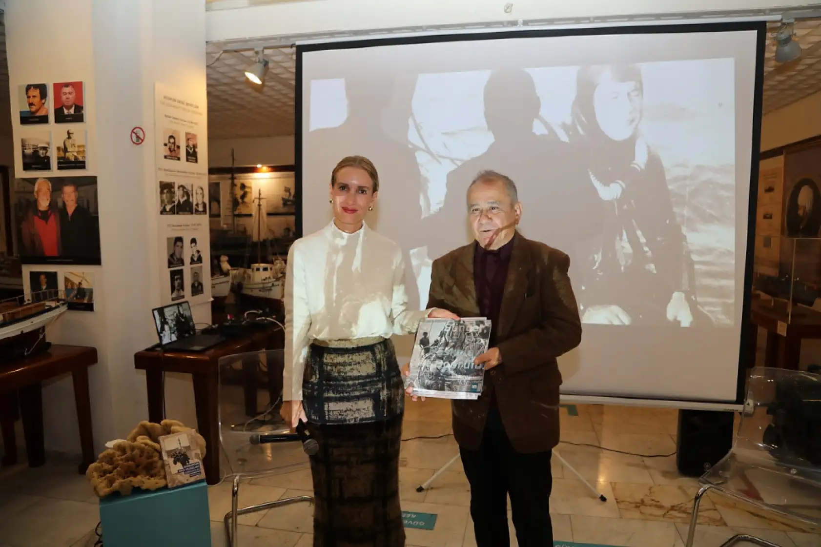 Süngercilik söyleşisi Bodrum Deniz Müzesi'nde gerçekleşti