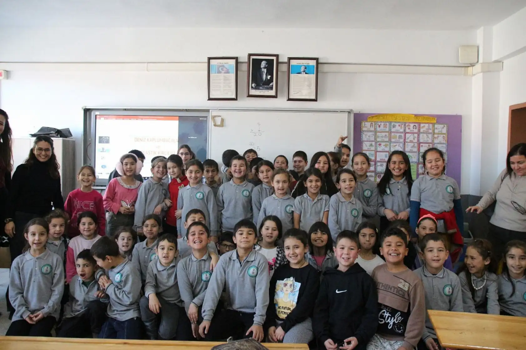 Çocuklar deniz canlılarını öğreniyor