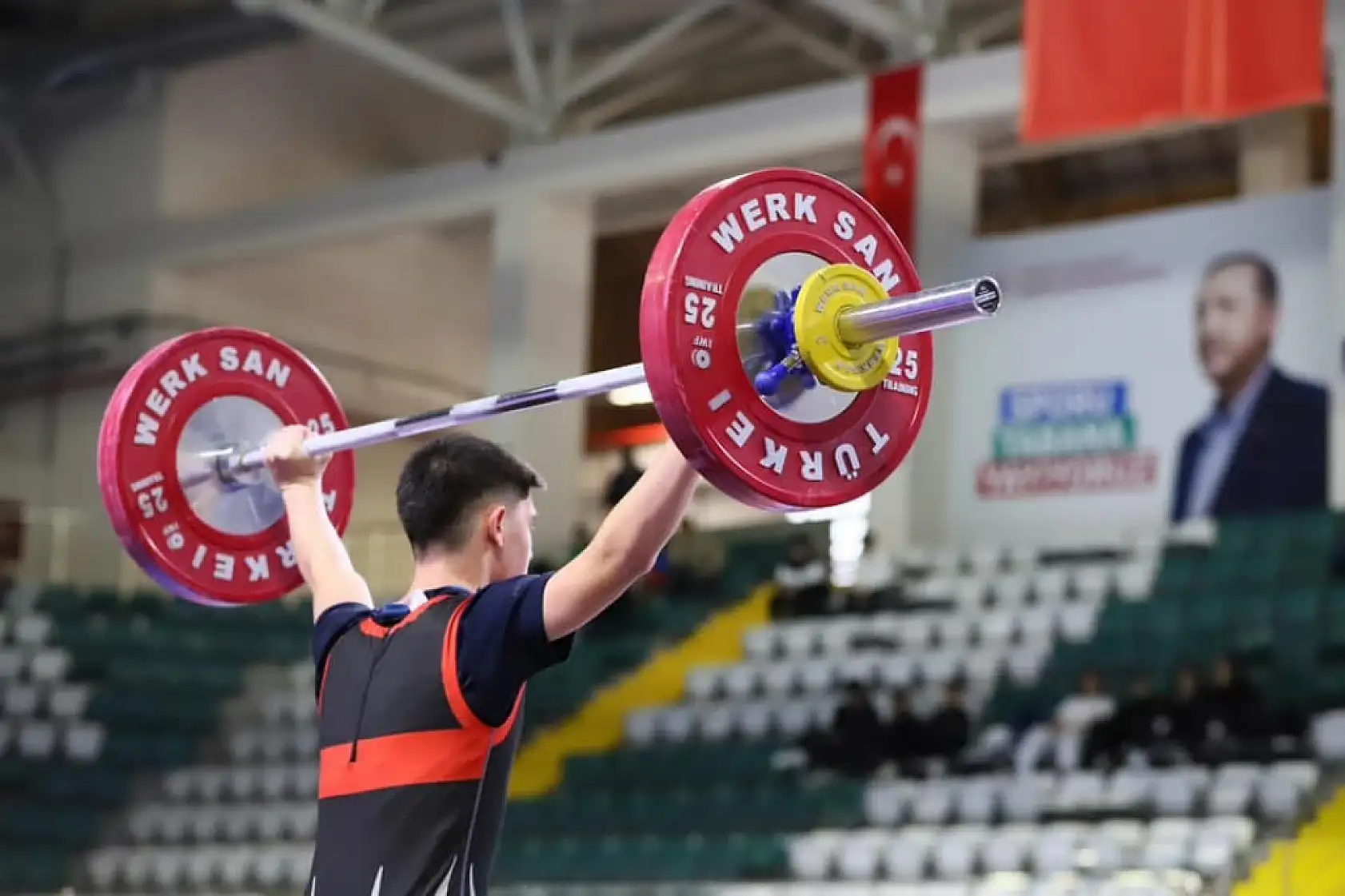Muğla'da Halter Türkiye Birinciliği'nde nefes kesen mücadeleler