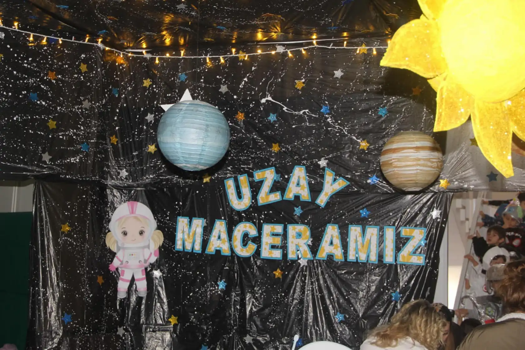 Muğla'da miniklerden 'Uzay Günü'ne büyük ilgi