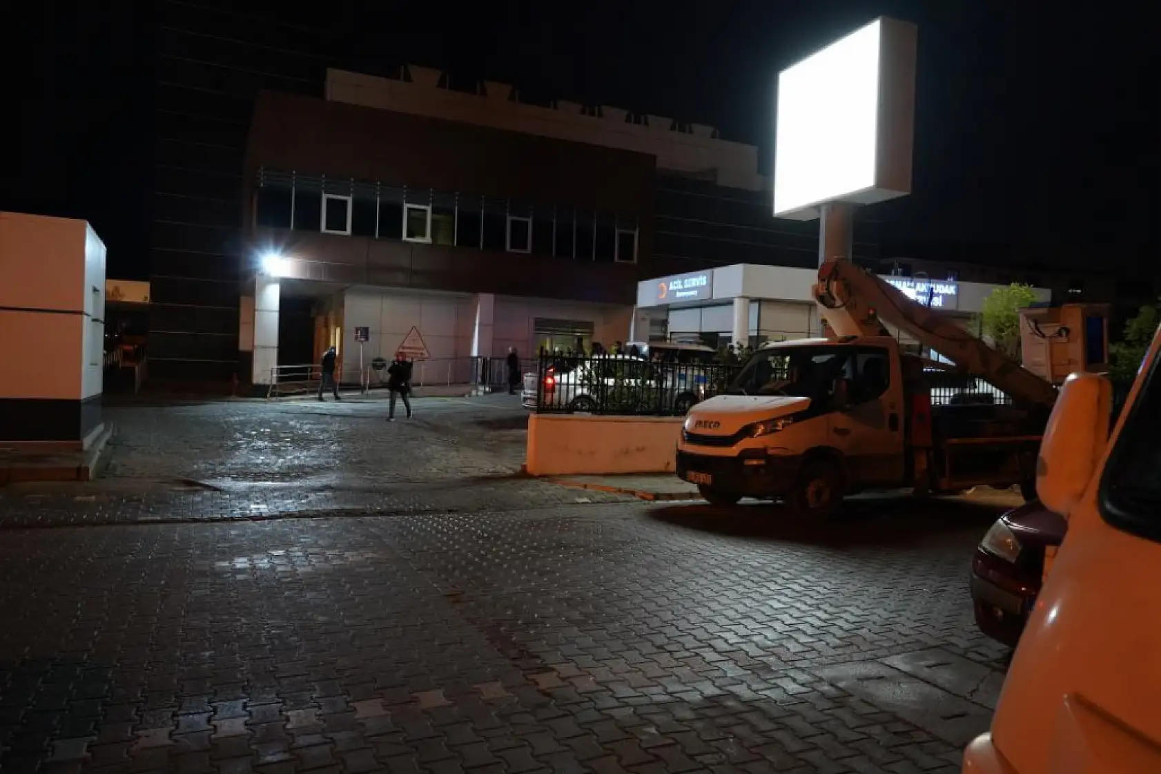 Elektrik akımına kapılan işçi yaşamını yitirdi