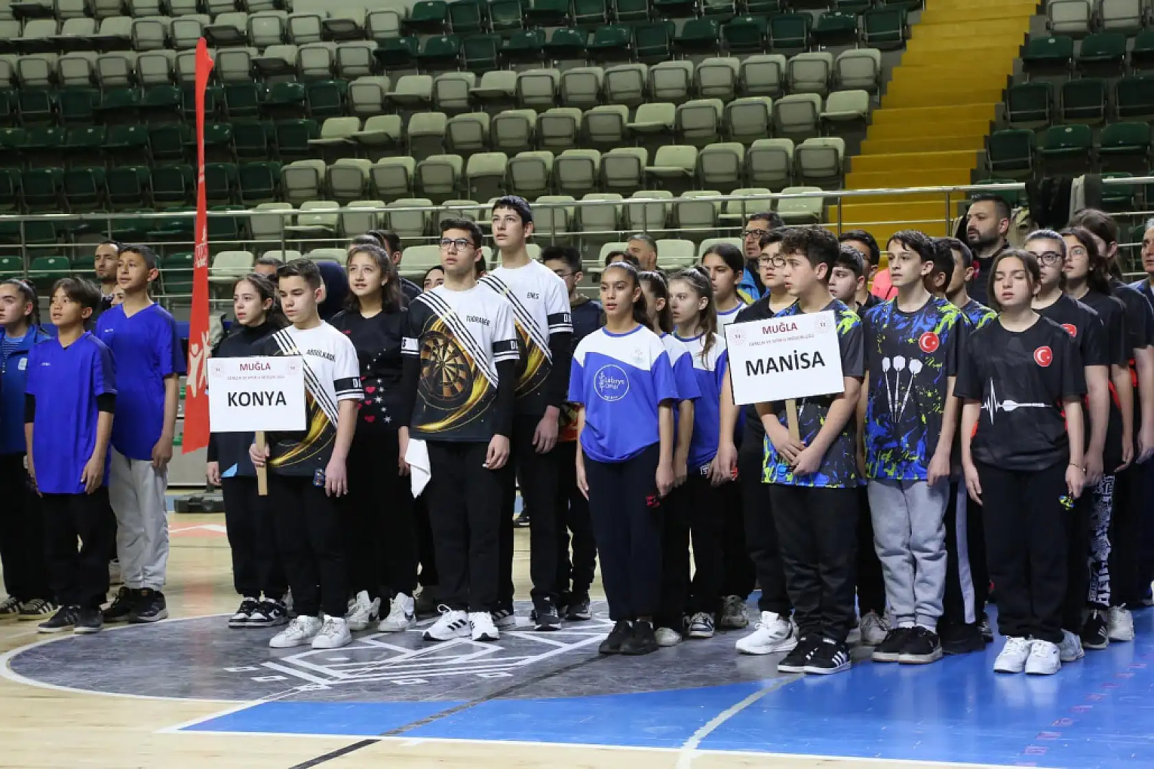 Menteşe'de yıldızlar dart grup birinciliği heyecanı başladı