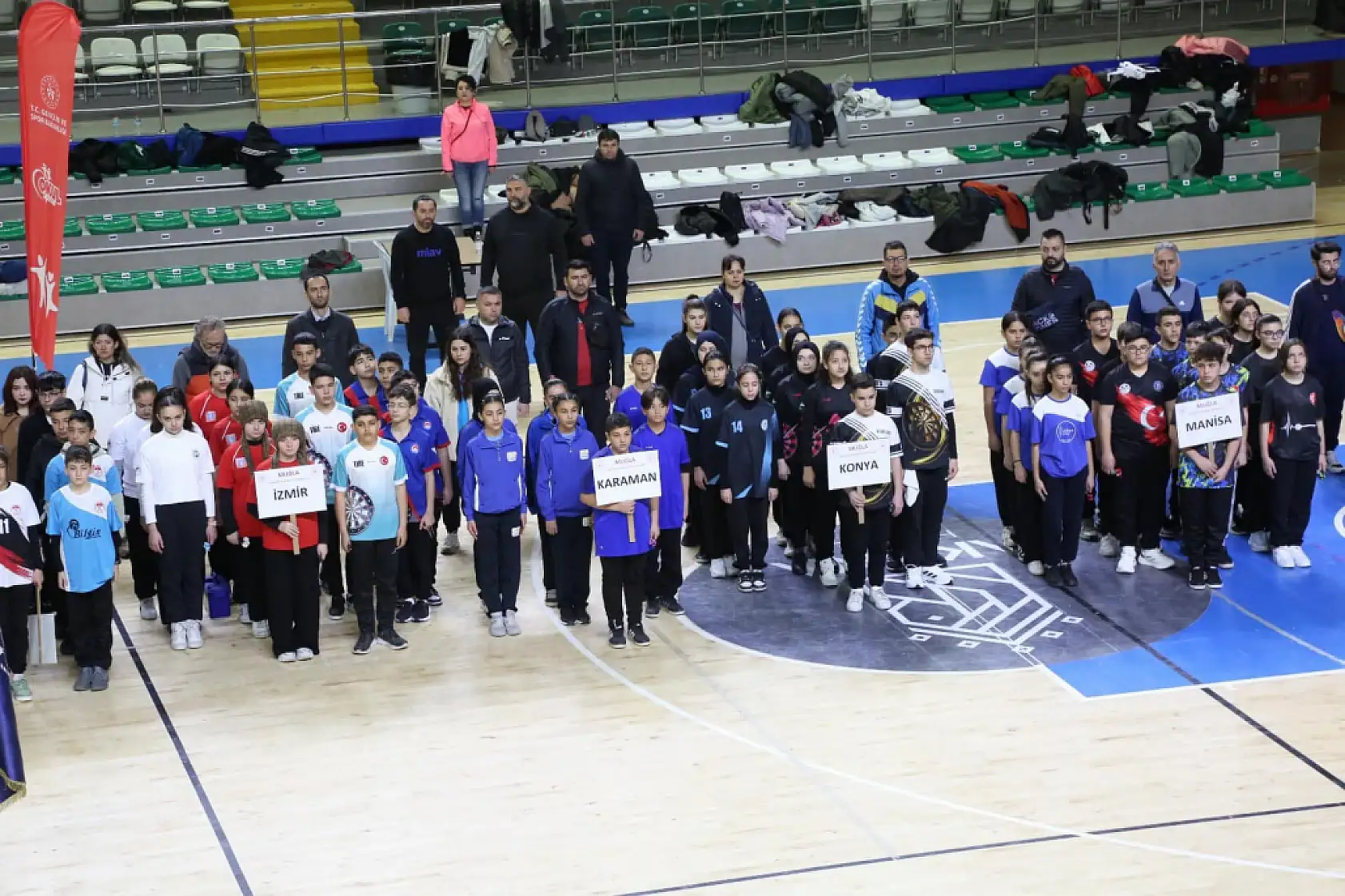 Menteşe'de yıldızlar dart grup birinciliği heyecanı başladı