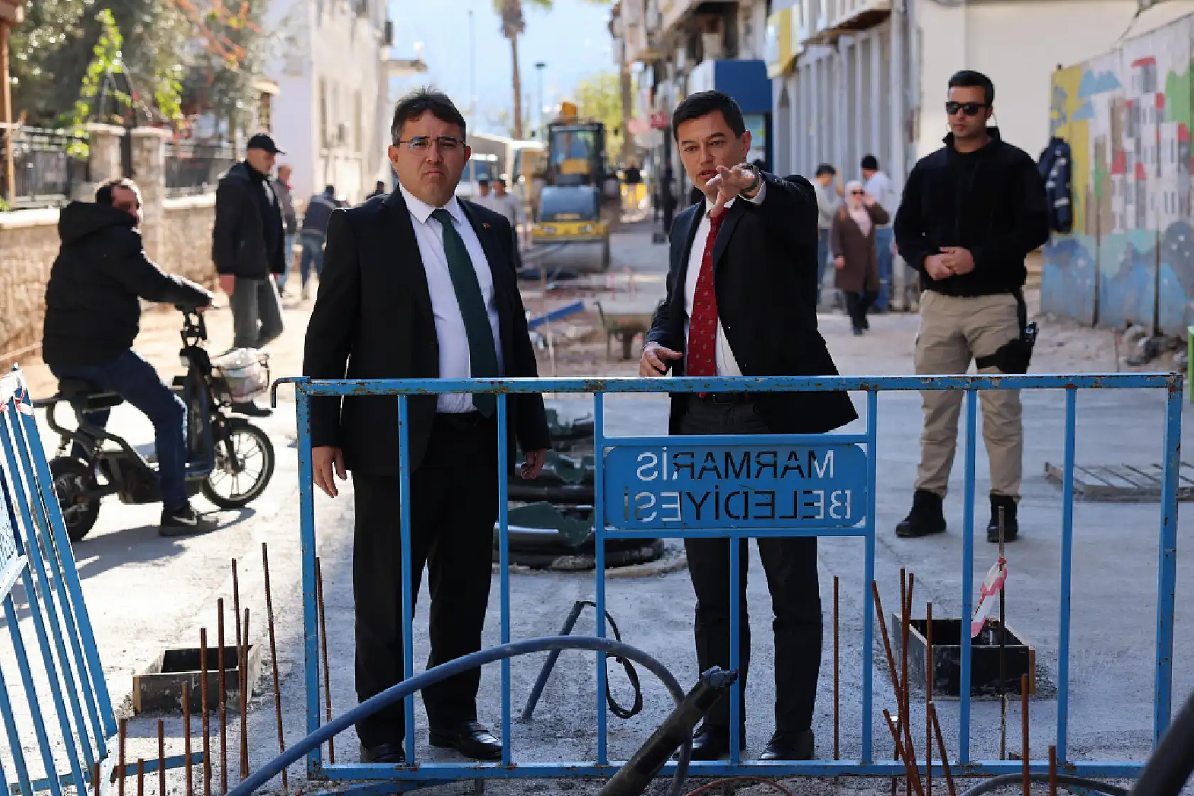 Başkan Ünlü ve Kaymakam Kaya'dan 'çarşı' incelemesi