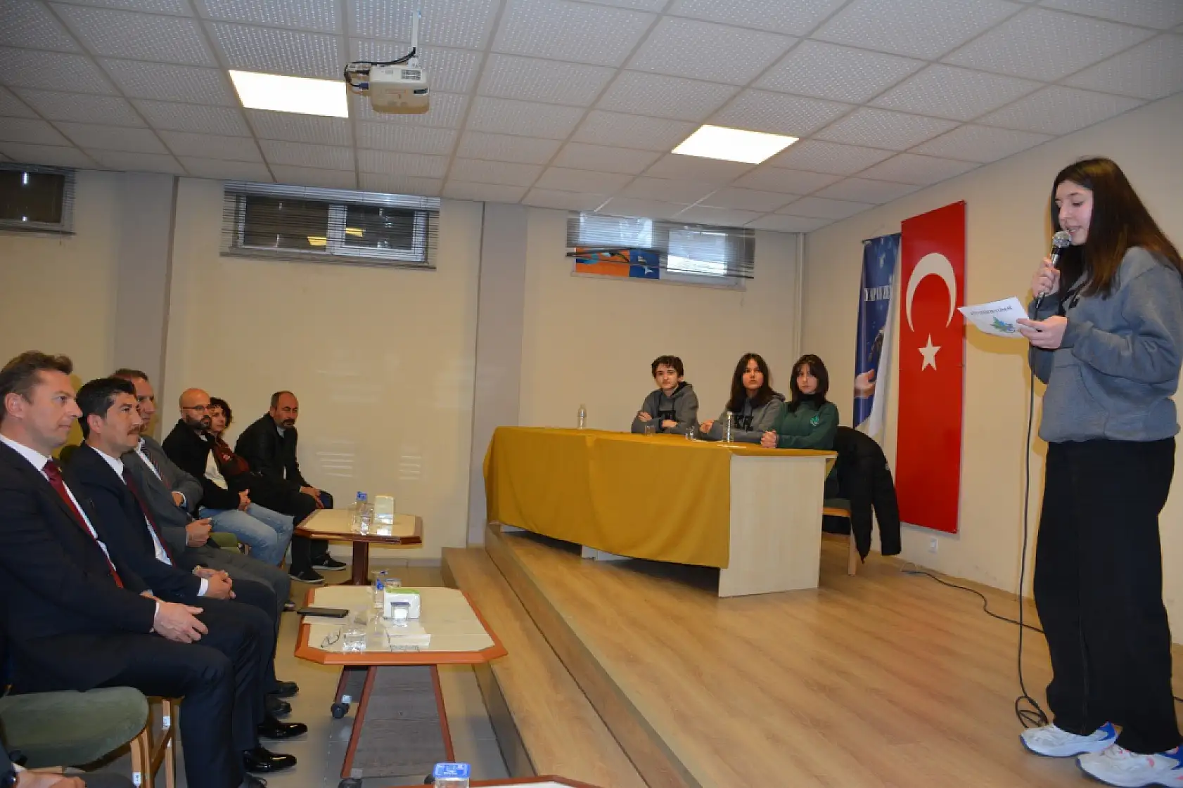 Lise öğrencileri yapay zekaya dikkat çekti