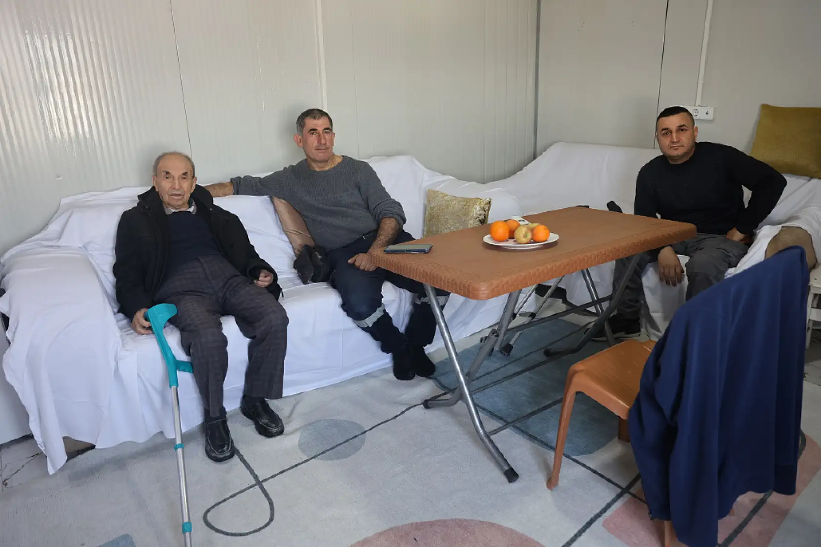 2 yıldır yaşadığı mağaradan konteynere taşınan adam, 'Mağaradayken konteynerden daha huzurluydum'