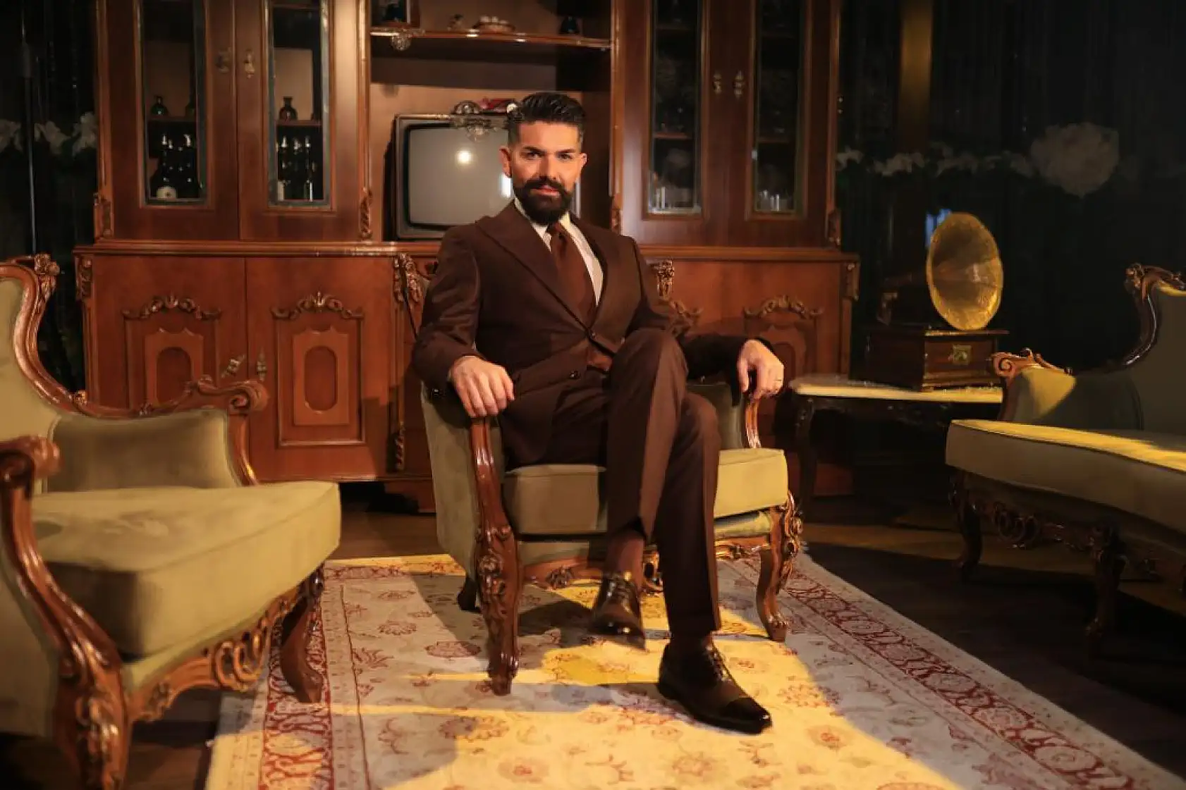 Gözlerinden etkilendi klibinde oynattığı atı satın aldı