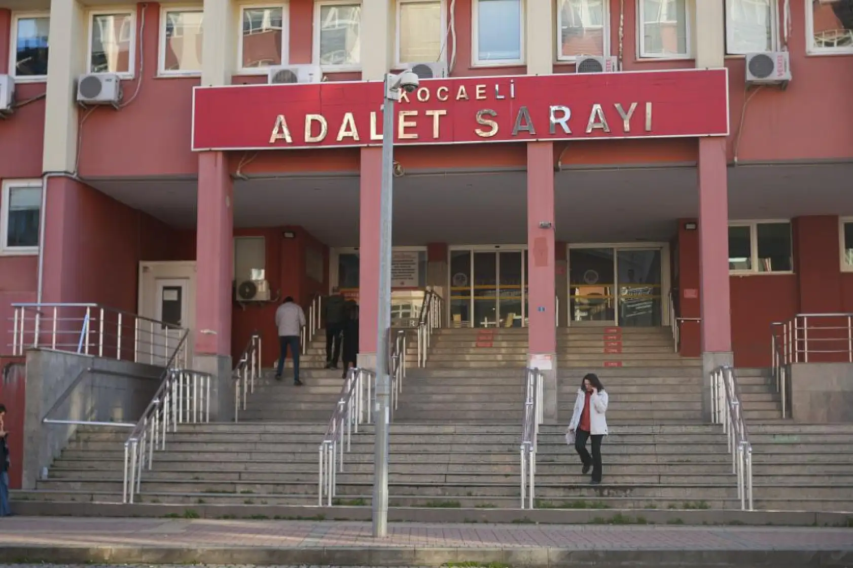 'Hacı Baba' tuzağıyla servet topladılar: Suçu da cinlere attılar