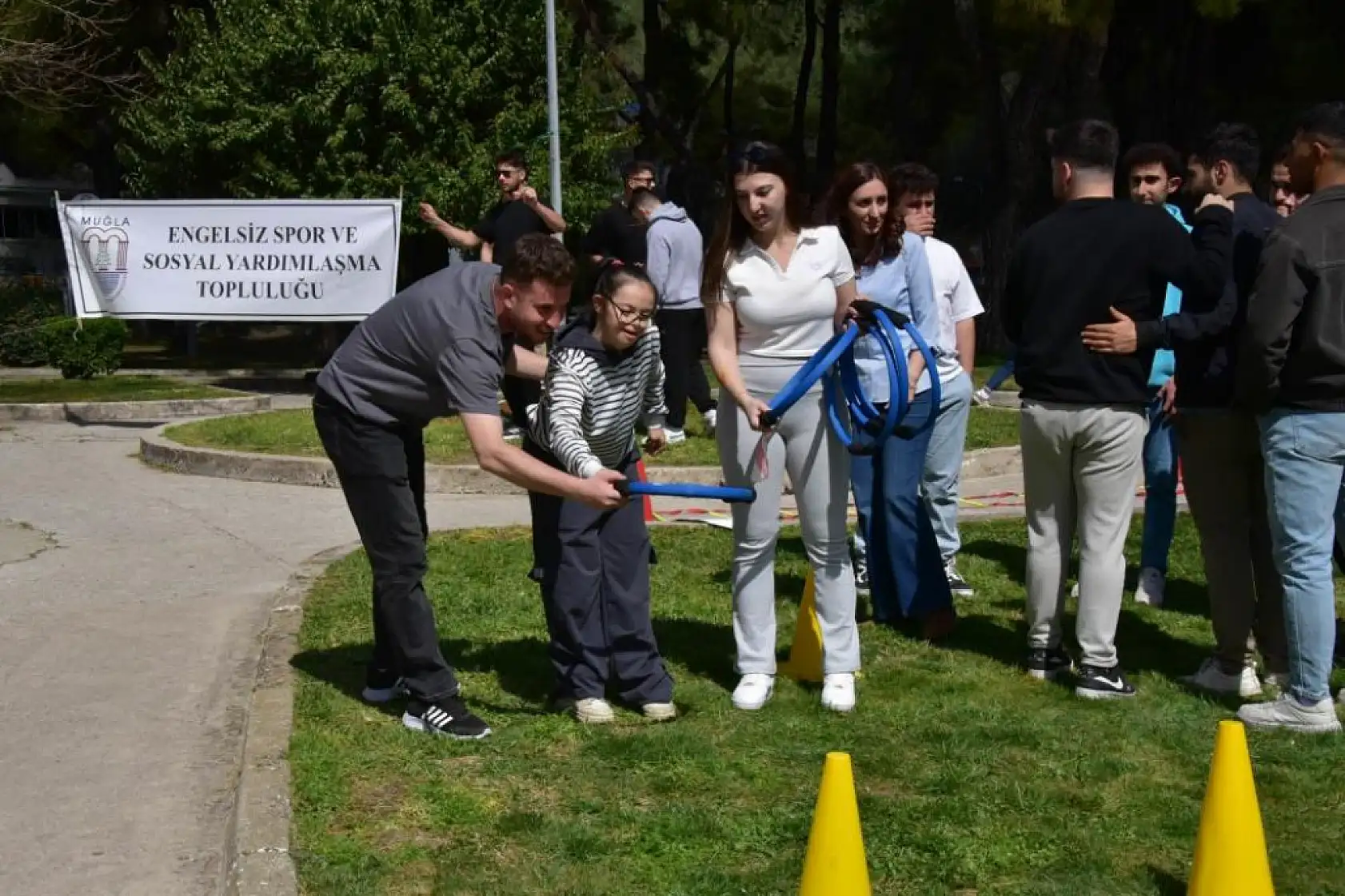Özel bireyler için spor şöleni! MSKÜ öğrencileri farkındalık yarattı