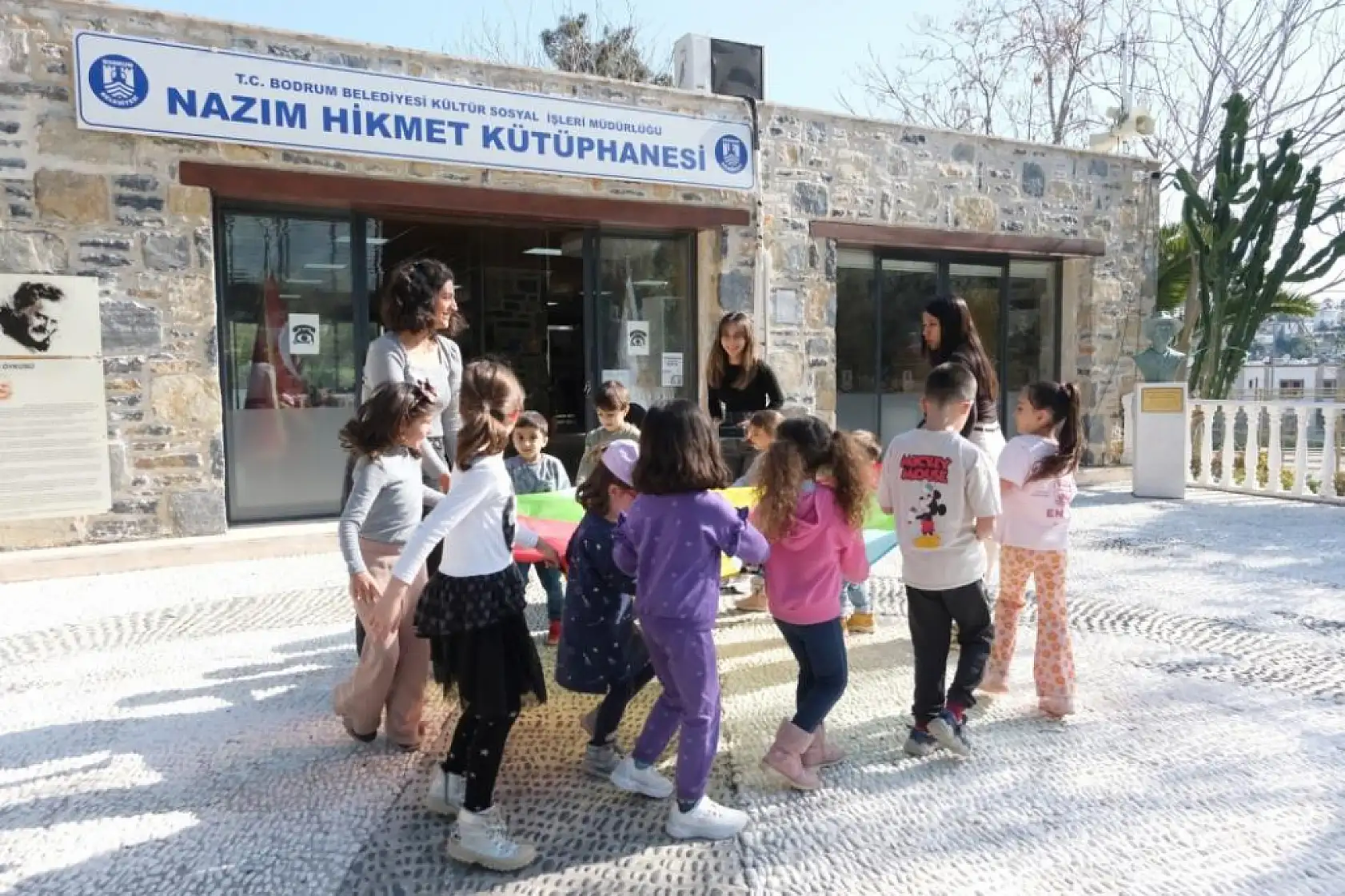 Bodrum'da çocuklar için eğlence dolu atölyeler! Tohum dikimiyle öğreniyorlar