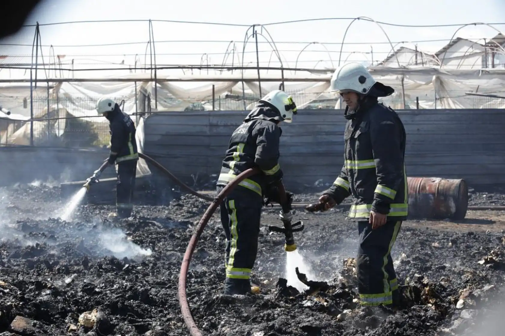 Hurdalıkta çıkan yangın korkuttu