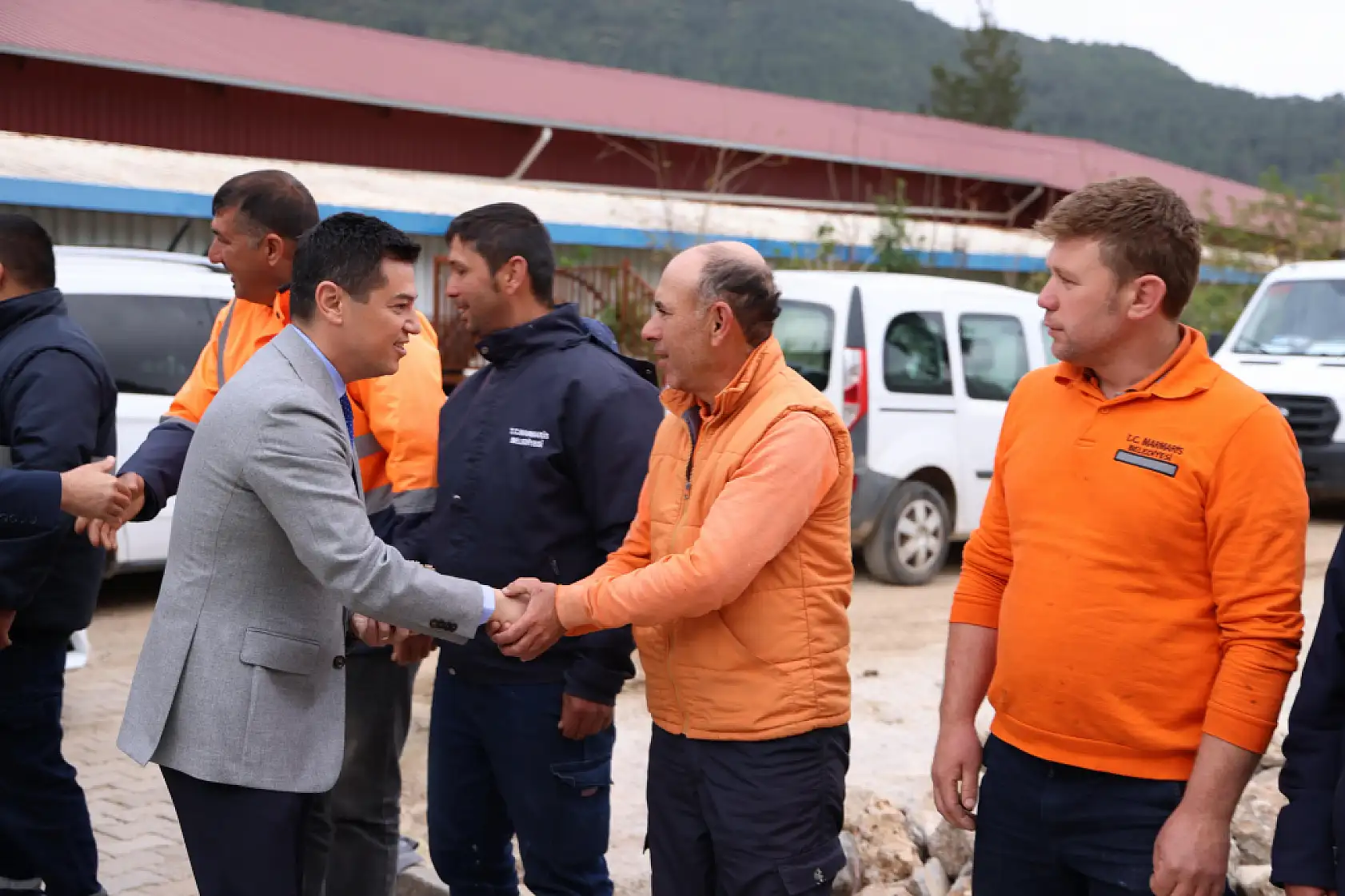 Başkan Ünlü, personelle bayramlaştı