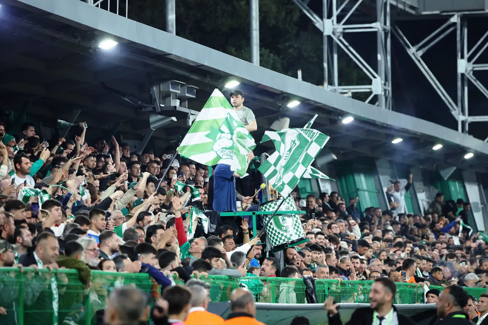 Trendyol Süper Lig: Bodrum FK: 2 - Fenerbahçe: 4 (Maç sonucu)