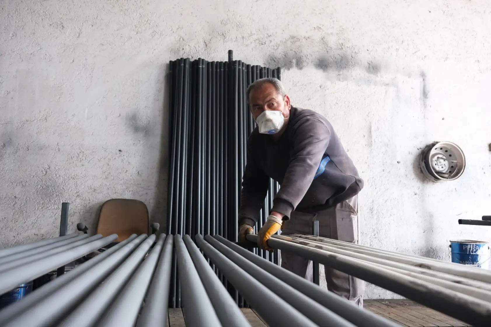 Belediye atölyelerinde plaj hazırlıkları sürüyor