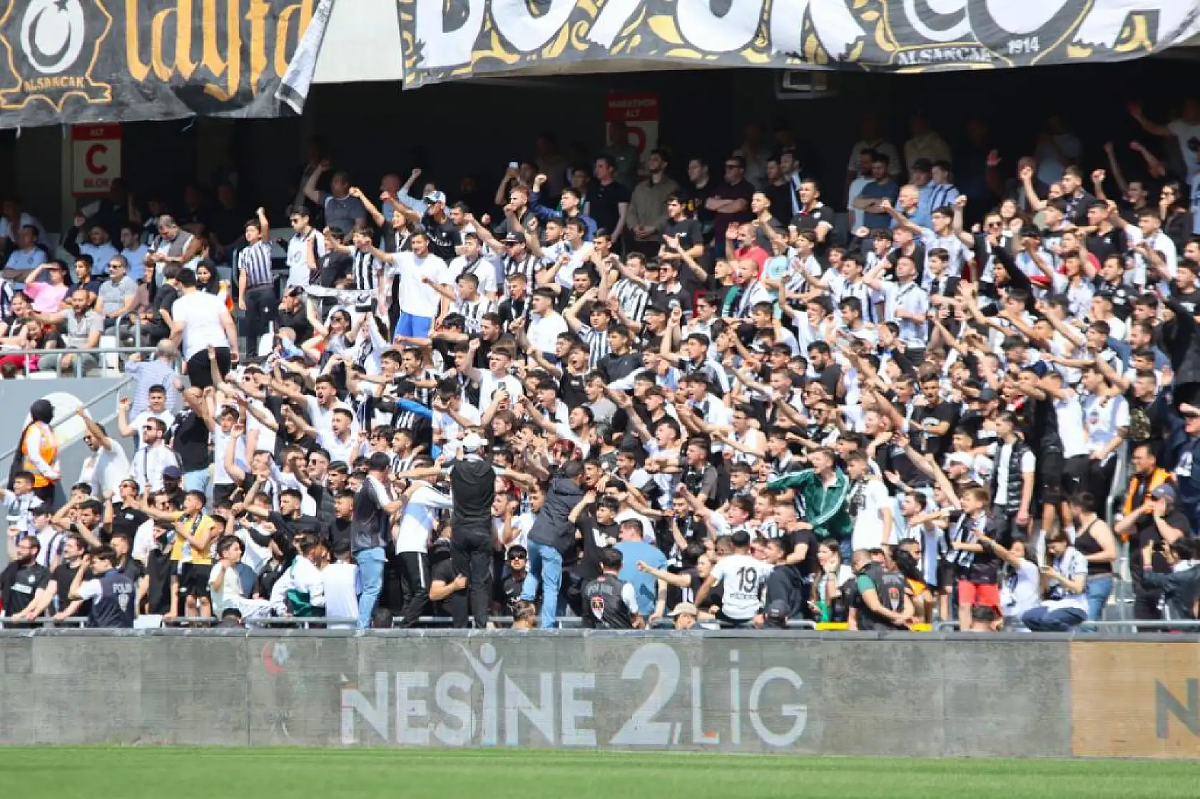 İzmir'in Köklü Kulübü Altay, 3.Lig'e Düştü