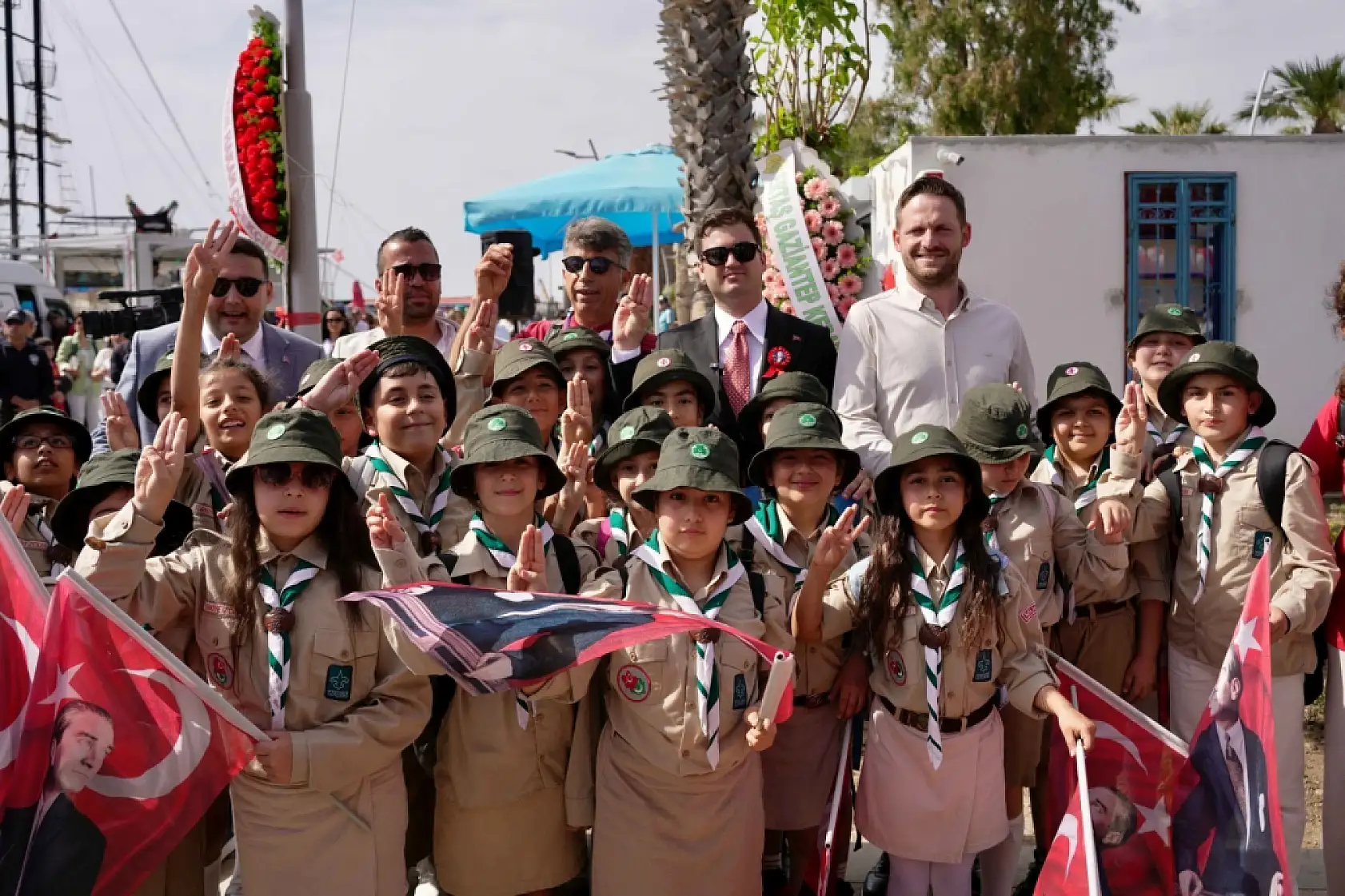 Bodrum'da Muhtar Satılmış'ın adının verildiği park açıldı