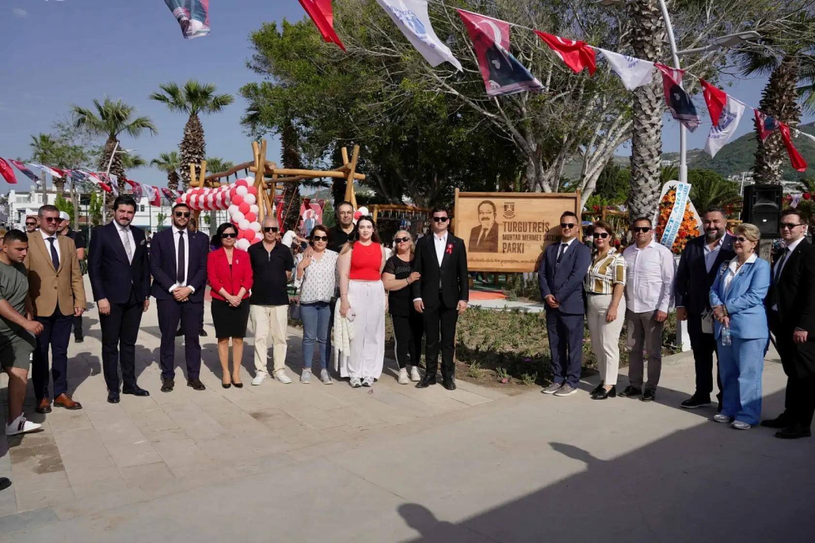Bodrum'da Muhtar Satılmış'ın adının verildiği park açıldı
