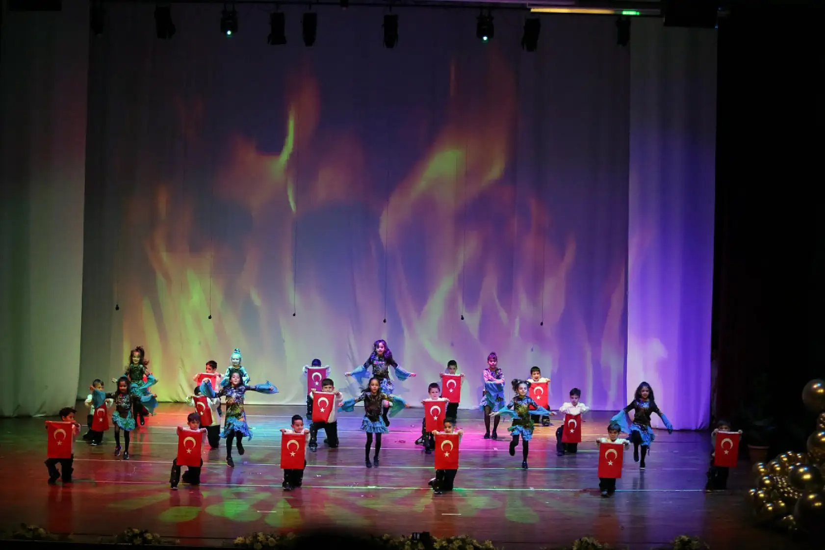 MTK Koleji'nin 23 Nisan kutlamaları devam ediyor