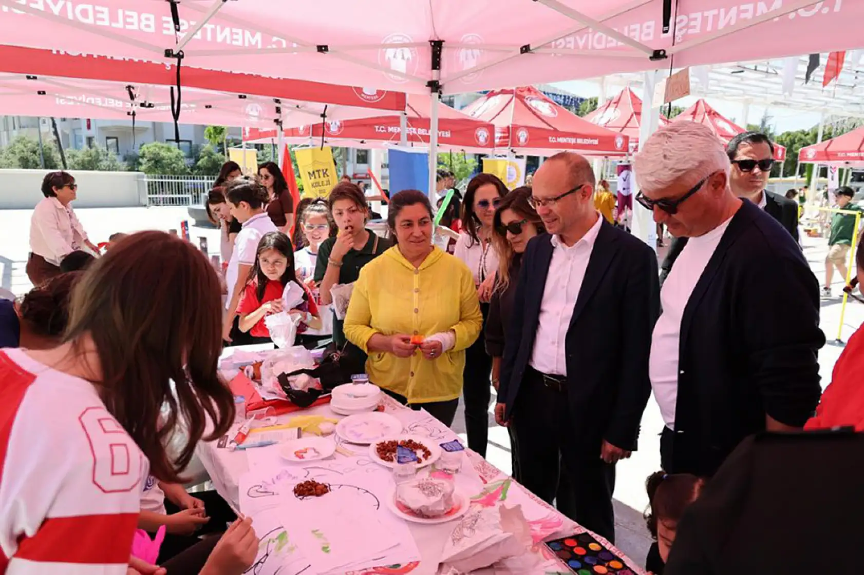 Menteşe'de 'Aynı Güneşin Altında' buluştular