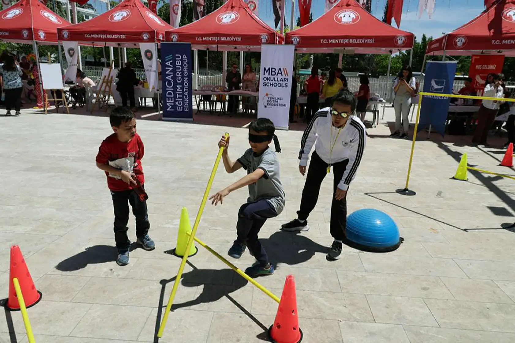 Menteşe'de 'Aynı Güneşin Altında' buluştular