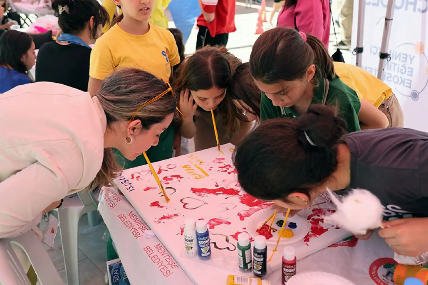 Menteşe'de 'Aynı Güneşin Altında' buluştular