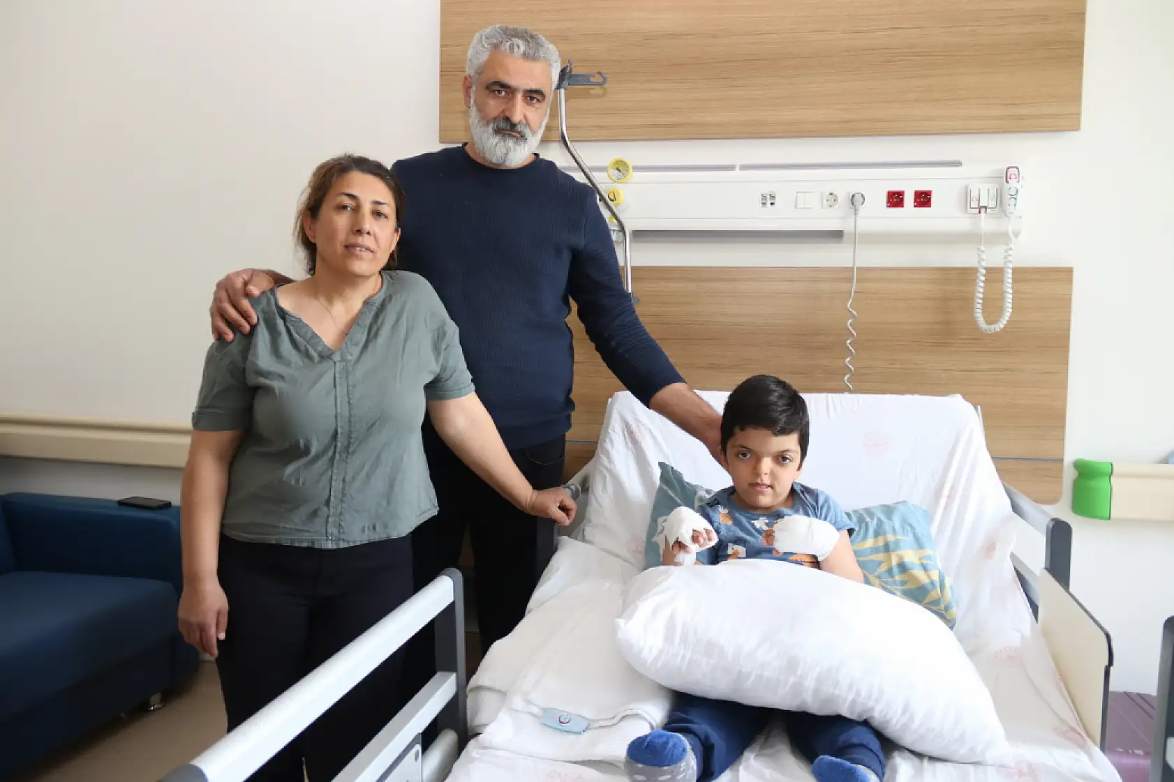 Doktorların ismini yeni duyduğu rahatsızlık Eskişehir'de tedavi edildi, 10 parmağı açıldı