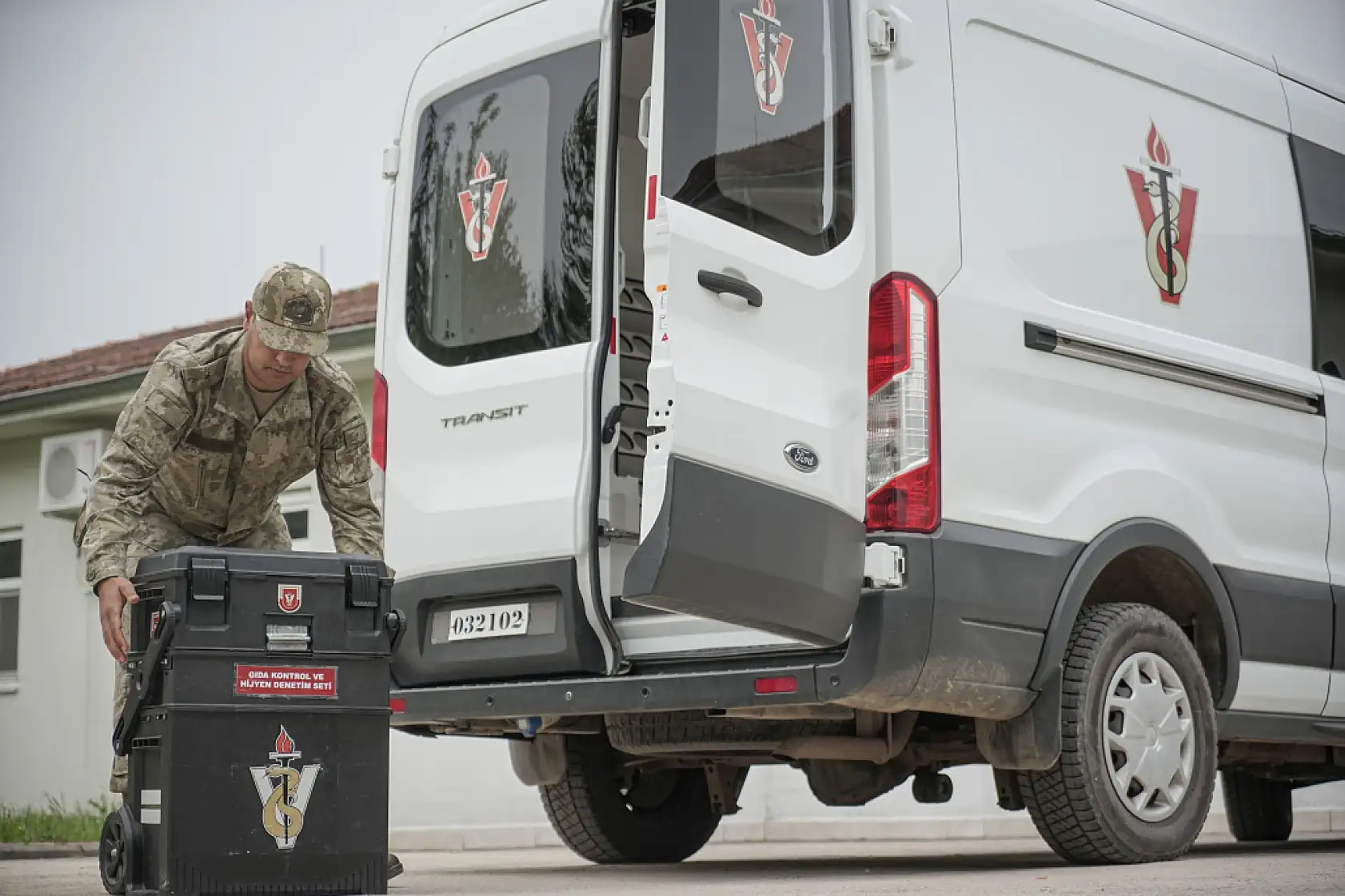 Mehmetçiğin içtiği sütten, yediği konserveye kadar hepsi bu laboratuvardan geçiyor