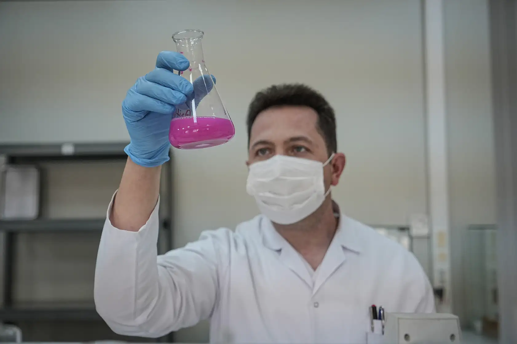 Mehmetçiğin içtiği sütten, yediği konserveye kadar hepsi bu laboratuvardan geçiyor