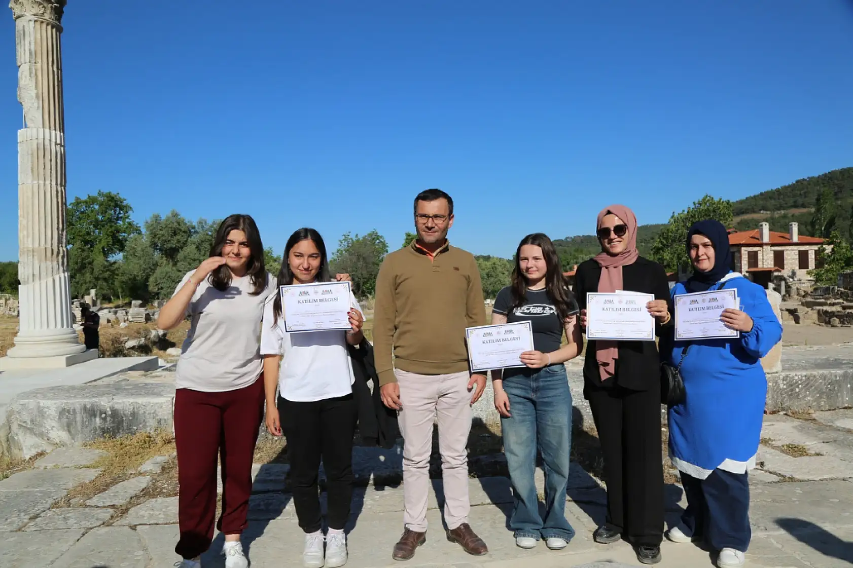 2025 Aile Yılı kapsamında labirent oryantiring etkinliği Stratonikeia Antik Kenti'nde gerçekleştirildi