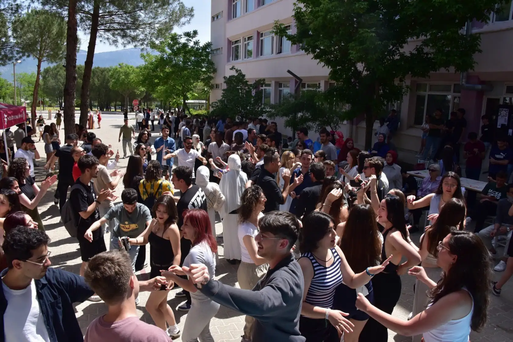 MSKÜ Yabancı Diller Yüksekokulu'nda dil öğrenme etkinliği