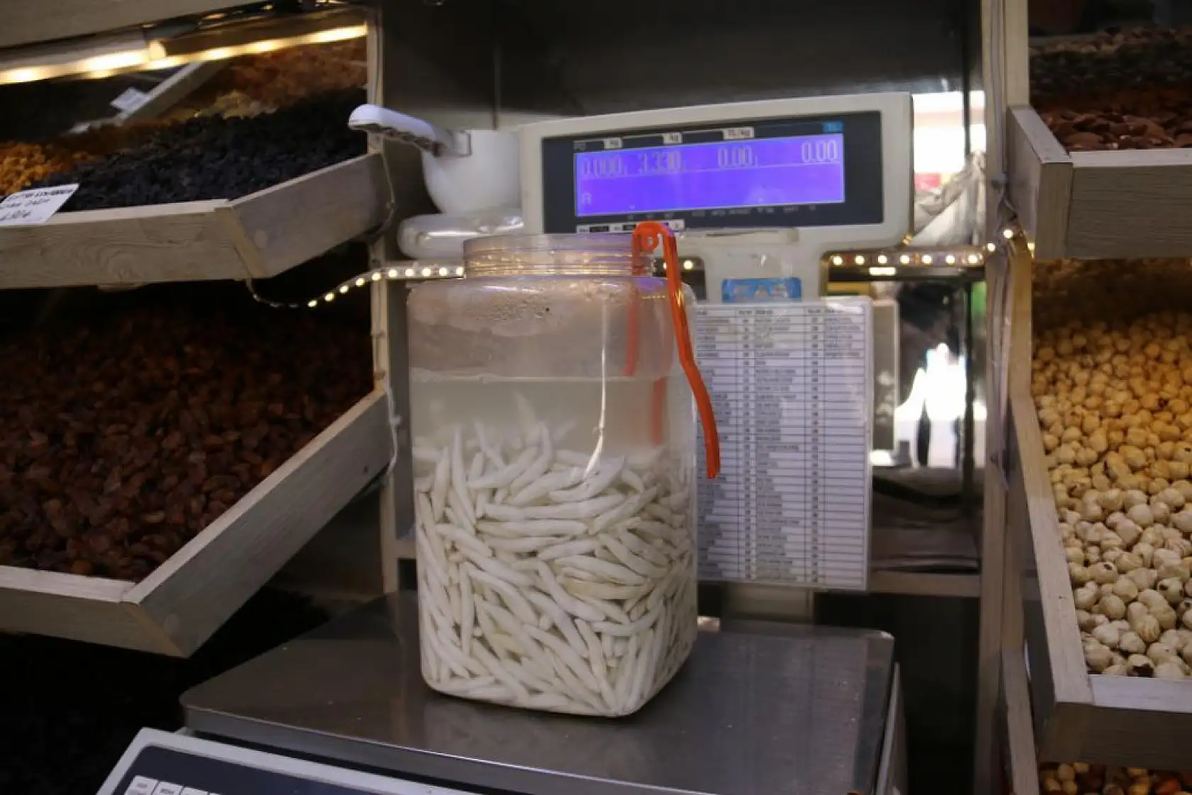 Dünyanın en pahalı sakızı, çeyrek altını geçti yarım altınla yarışıyor