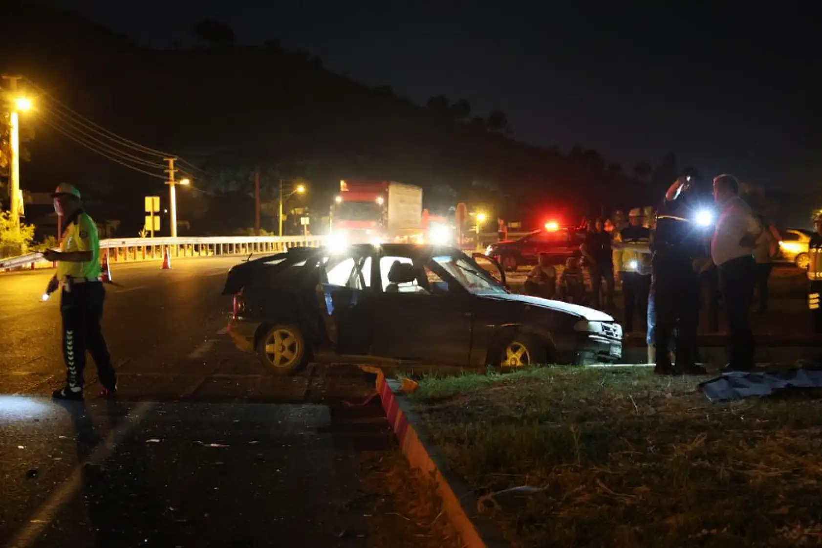 Aydın-Muğla Karayolu'nda feci trafik kazası: 2 ölü, 3 yaralı