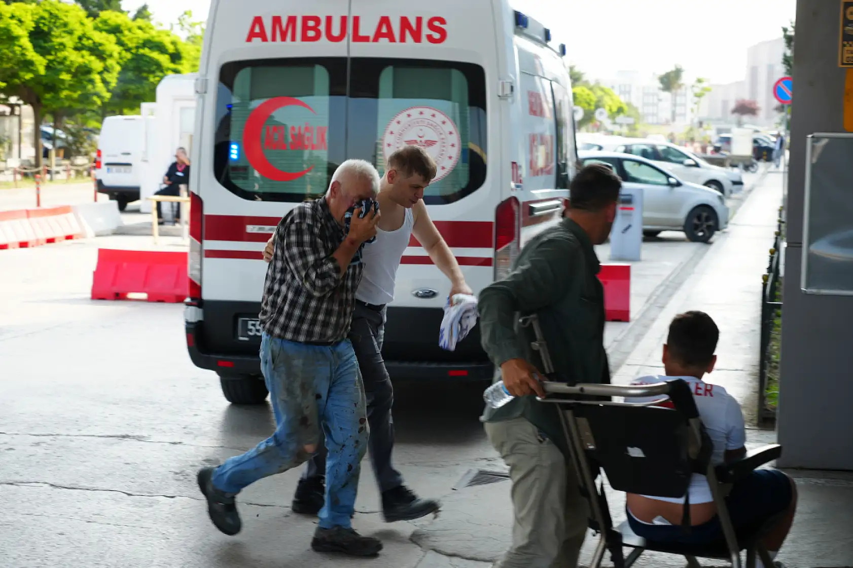Bir bayram klasiği: Acemi kasaplar acillerin yolunu tuttu