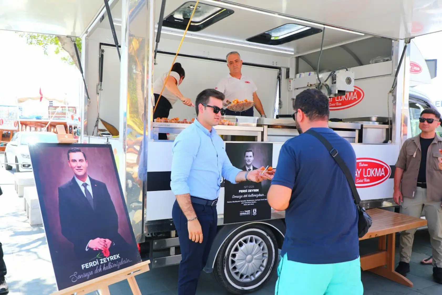 Bodrum'da Ferdi Zeyrek için lokma hayrı